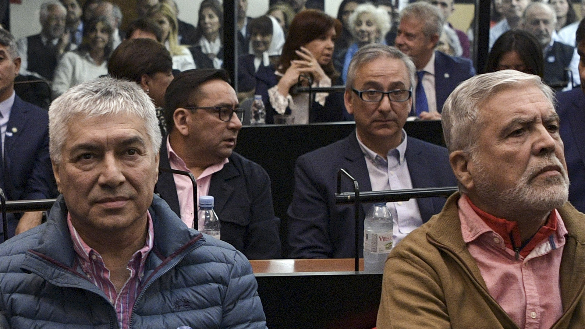 Baéz y De Vido en el juicio oral (Photo by JUAN MABROMATA / AFP)