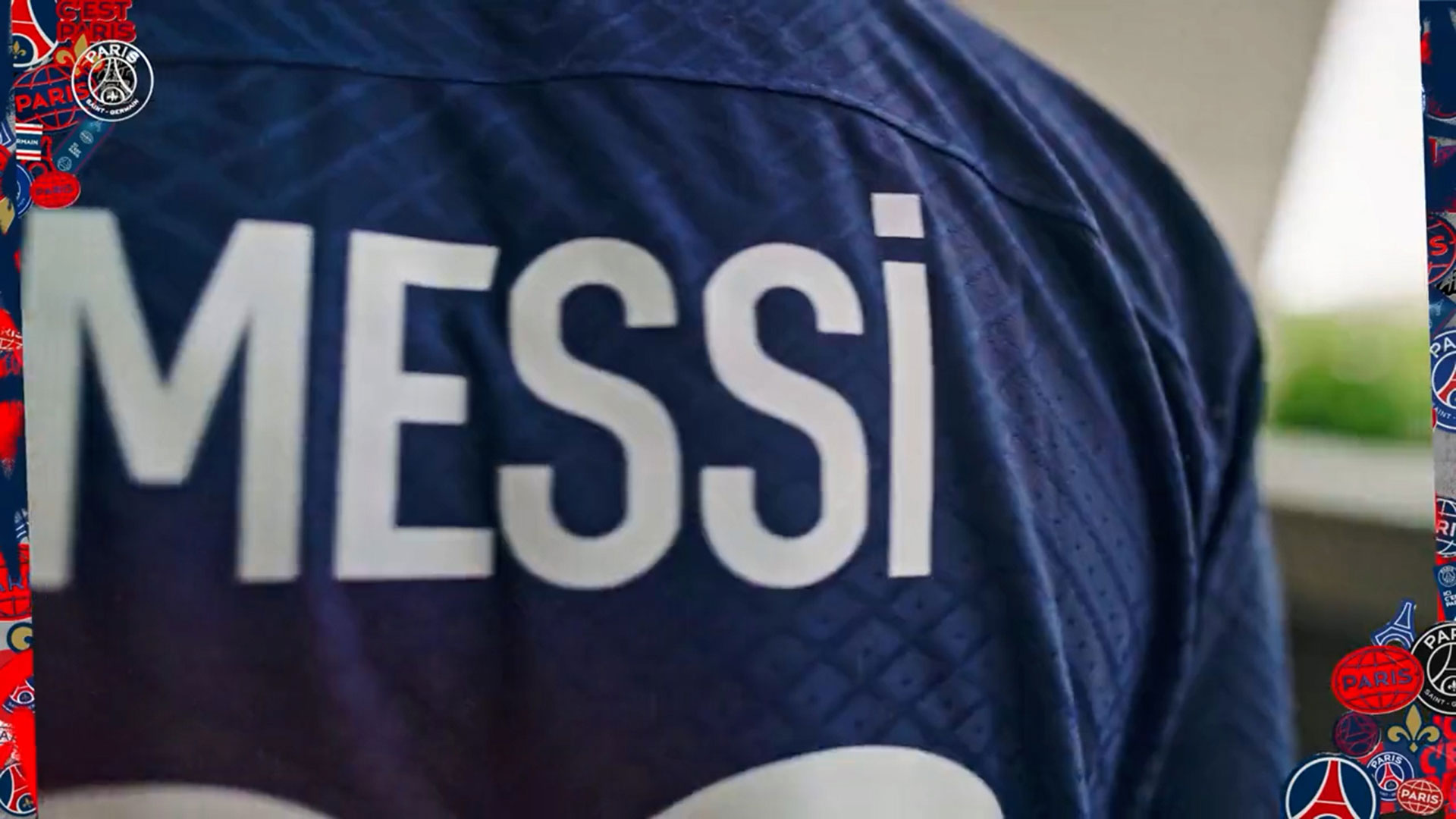 PSG presentó las nuevas camisetas de Messi, Mbappé y compañía para la siguiente temporada: “Tradición y modernidad parisina”