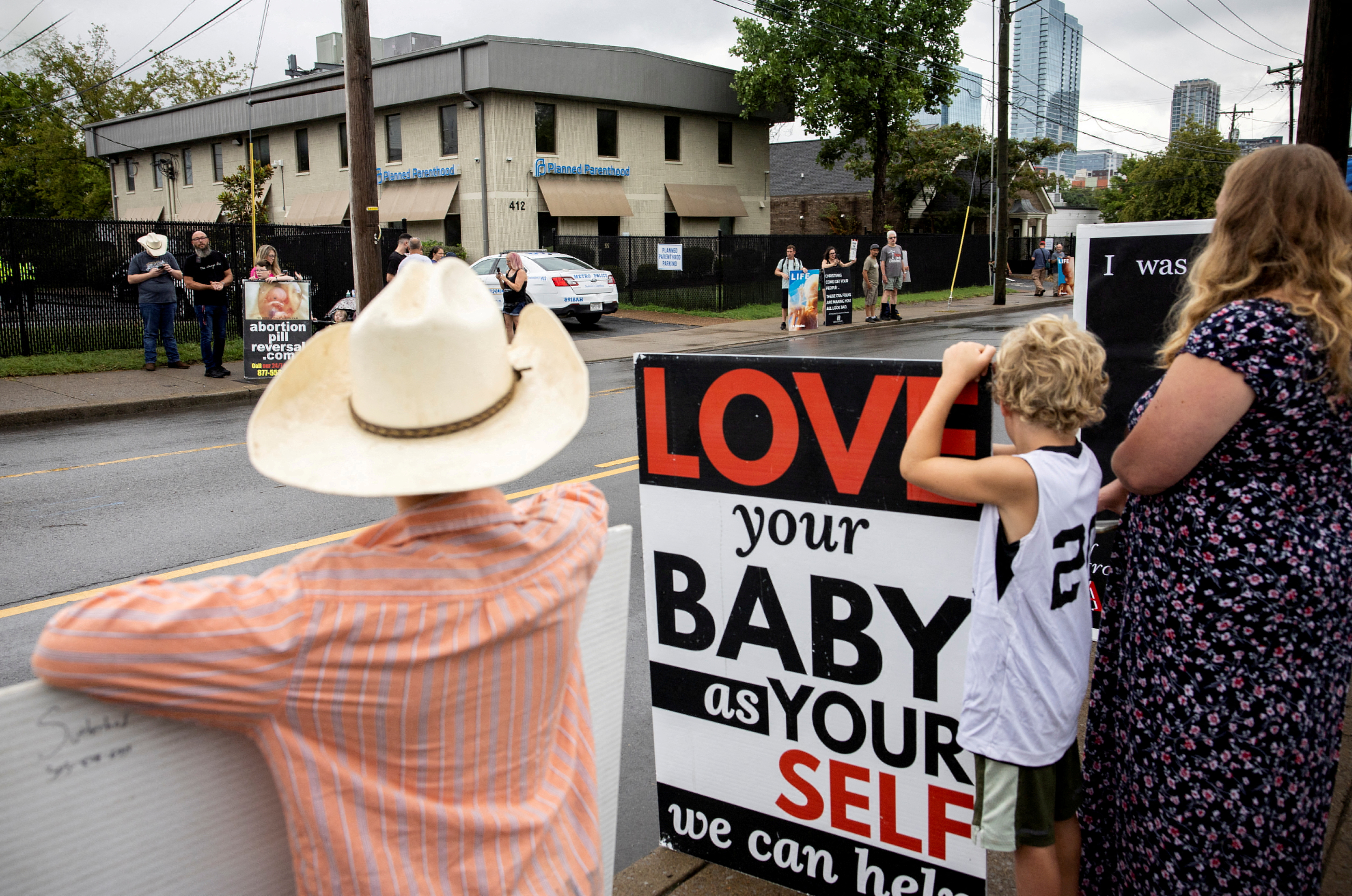 Manifestantes antiabortistas protestan frente a Planned Parenthood en Nashville, Tennessee, Estados Unidos, el 29 de julio de 2022. REUTERS/Evelyn Hockstein/Archivo