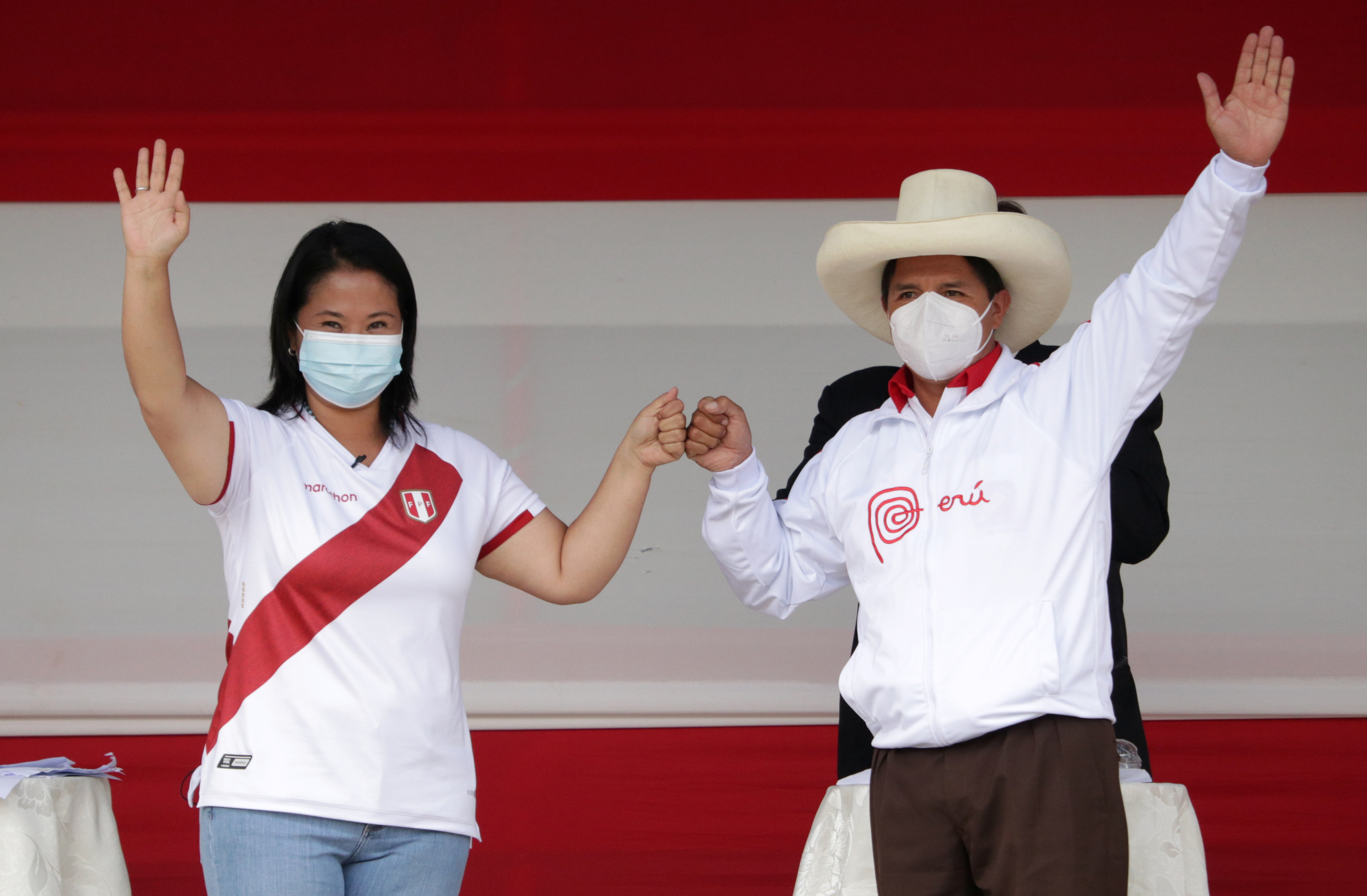 Keiko Fujimori y Pedro Castillo (Reuters)