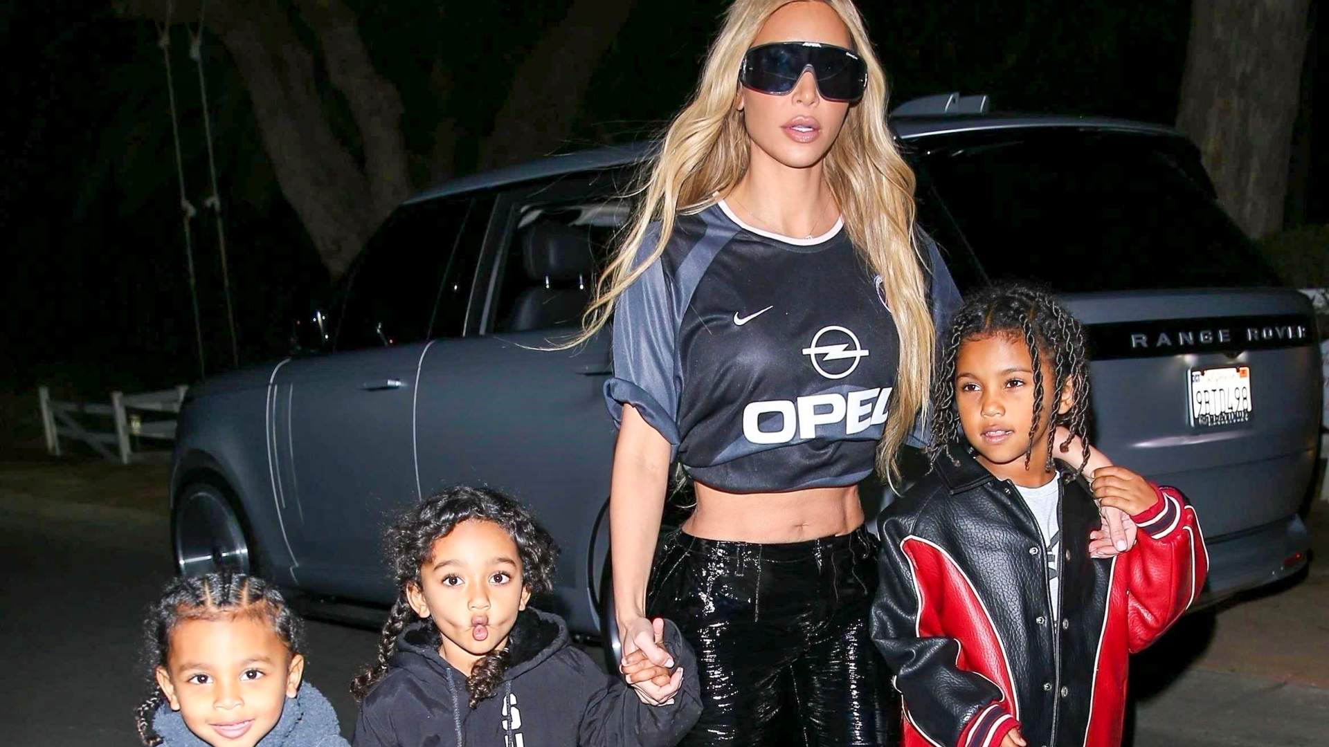 Kim Kardashian contó cómo lleva ser madre soltera de 4 niños: “Hay noches que lloro hasta quedarme dormida”
