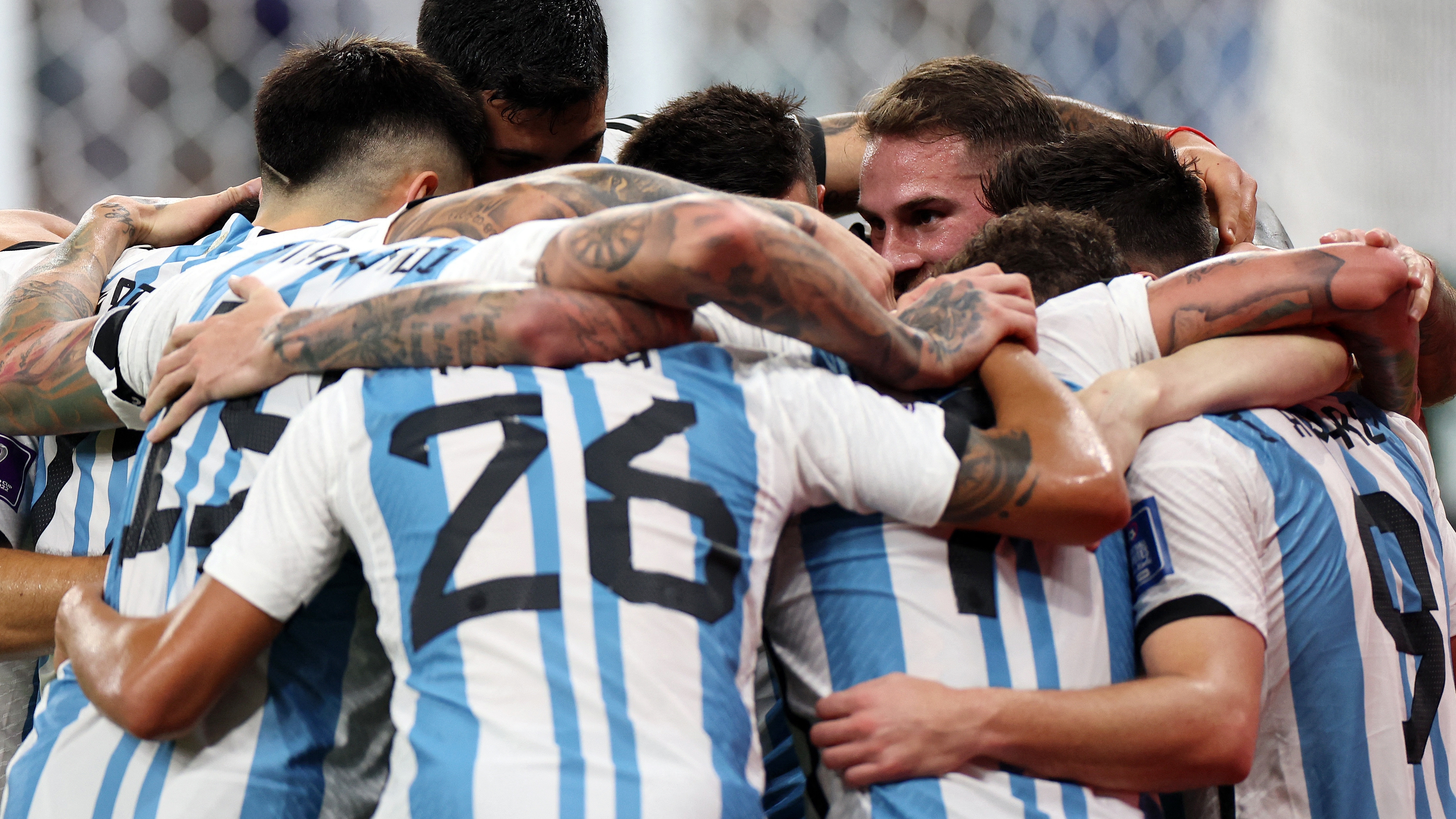 El festejo de los jugadores argentinos (REUTERS/Pedro Nunes)