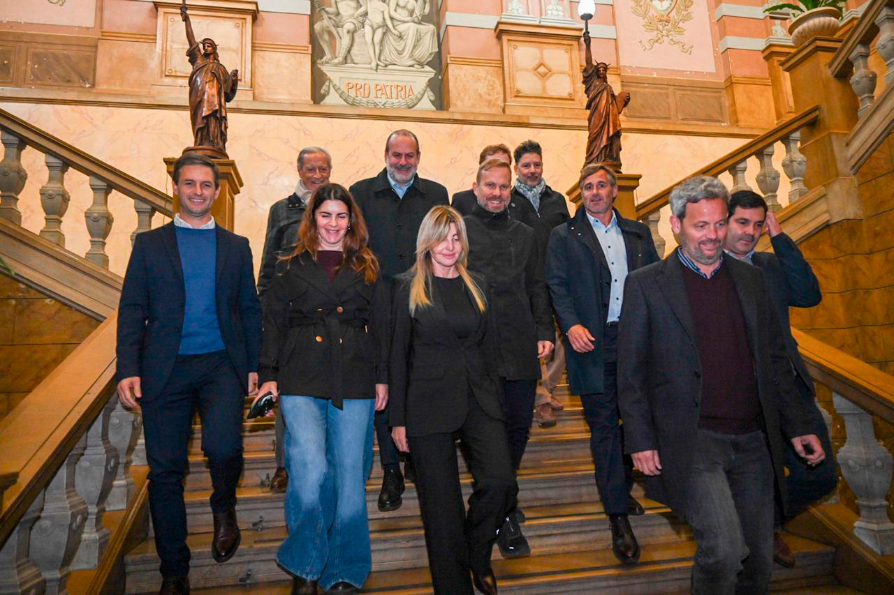 Un grupo de intendentes lanza un operativo para sumar nombres y tener peso en la discusi&oacute;n electoral