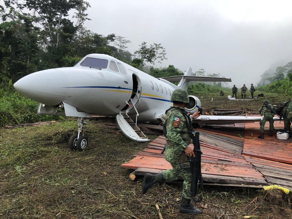 Vinculan a narco que transportaba cocaína en una avioneta en Chiapas