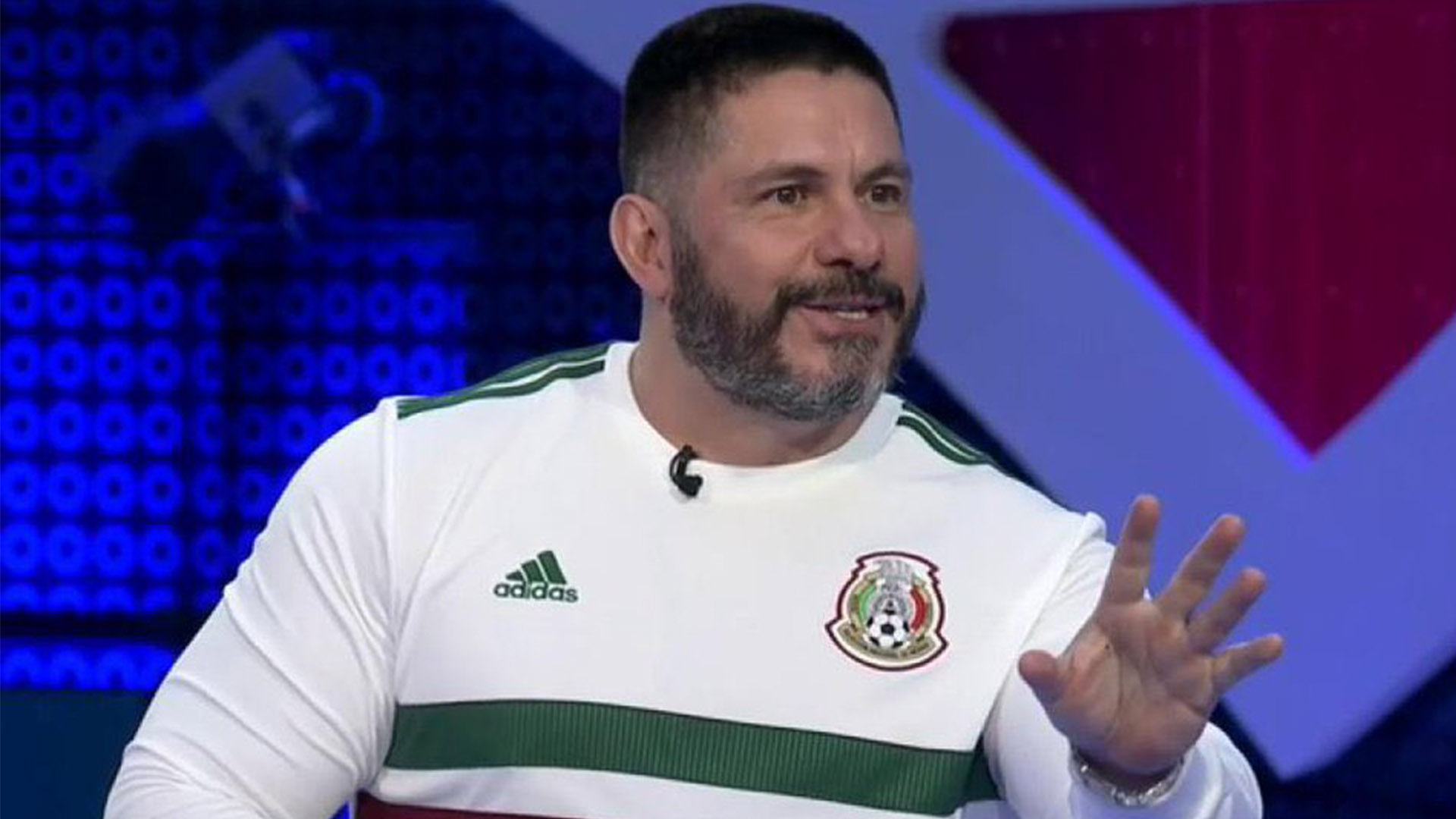 Ya llegó papá”: así fue el conmovedor regreso de David Páramo a la  televisión - Infobae