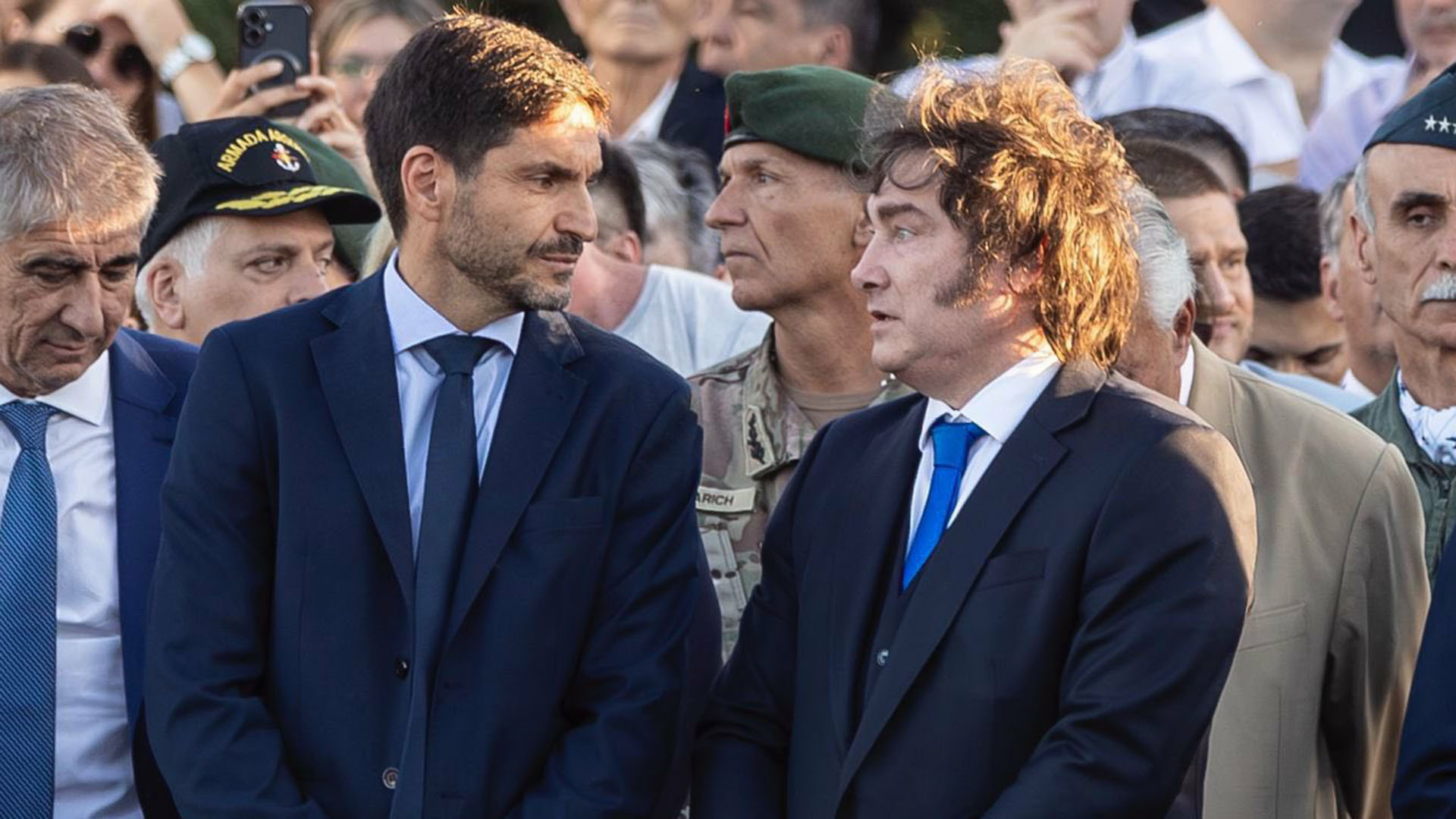 Cuál es el botón de los autos que podría eliminarse y ahorrar miles de dólares a los usuarios gracias a una decisión de Donald Trump