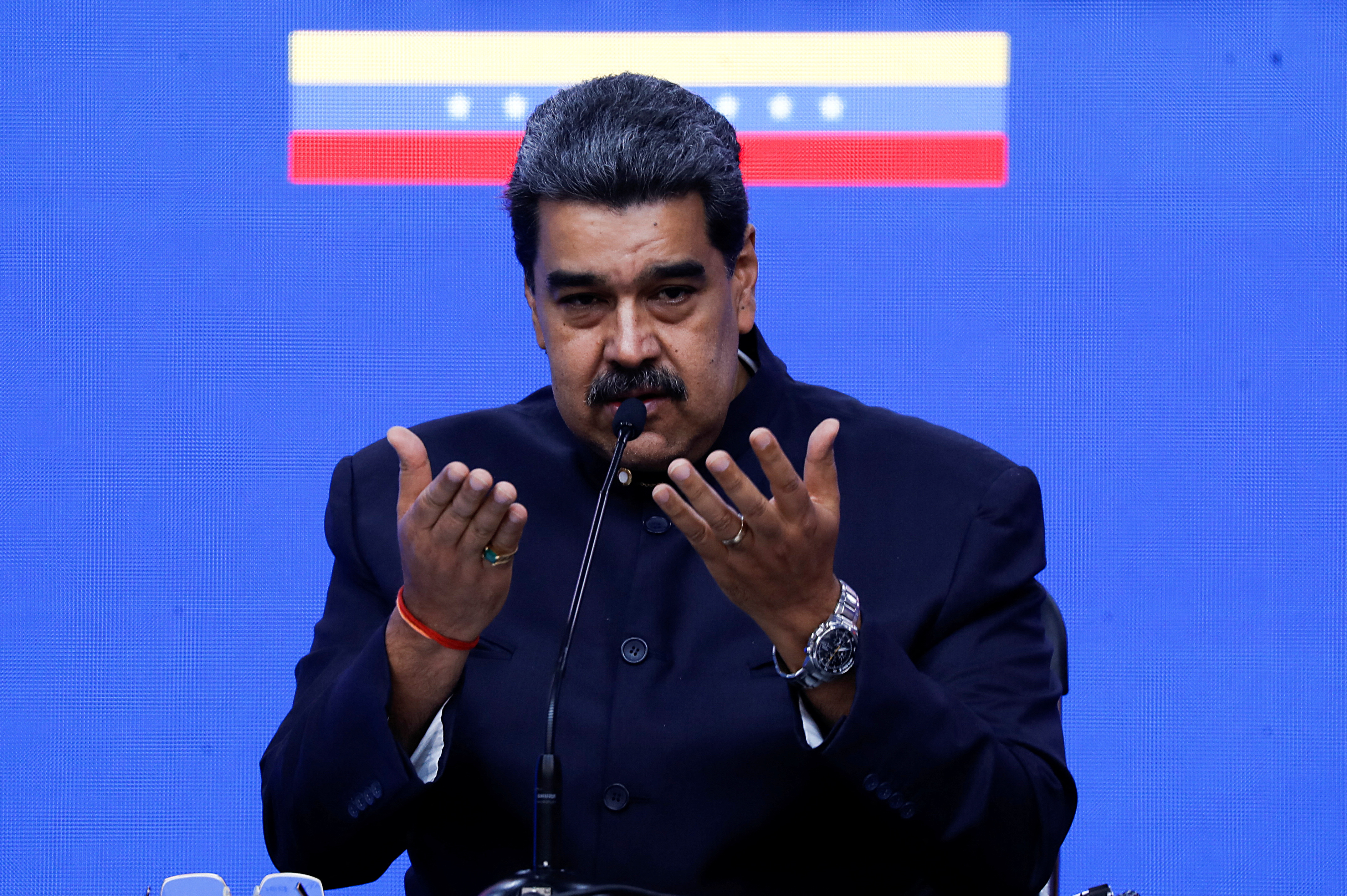 Nicolás Maduro habla durante la reunión Binacional Venezuela-Turquía en el Palacio de Miraflores, en Caracas, Venezuela 24 de enero de 2023. REUTERS/Leonardo Fernández Viloria