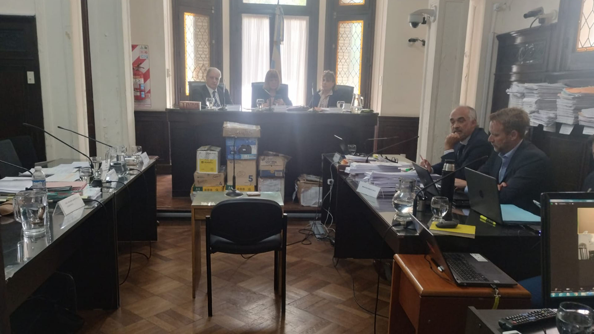 La agencia atómica de la ONU confirmó daños en la instalación nuclear iraní de Natanz pero sin peligro radiológico