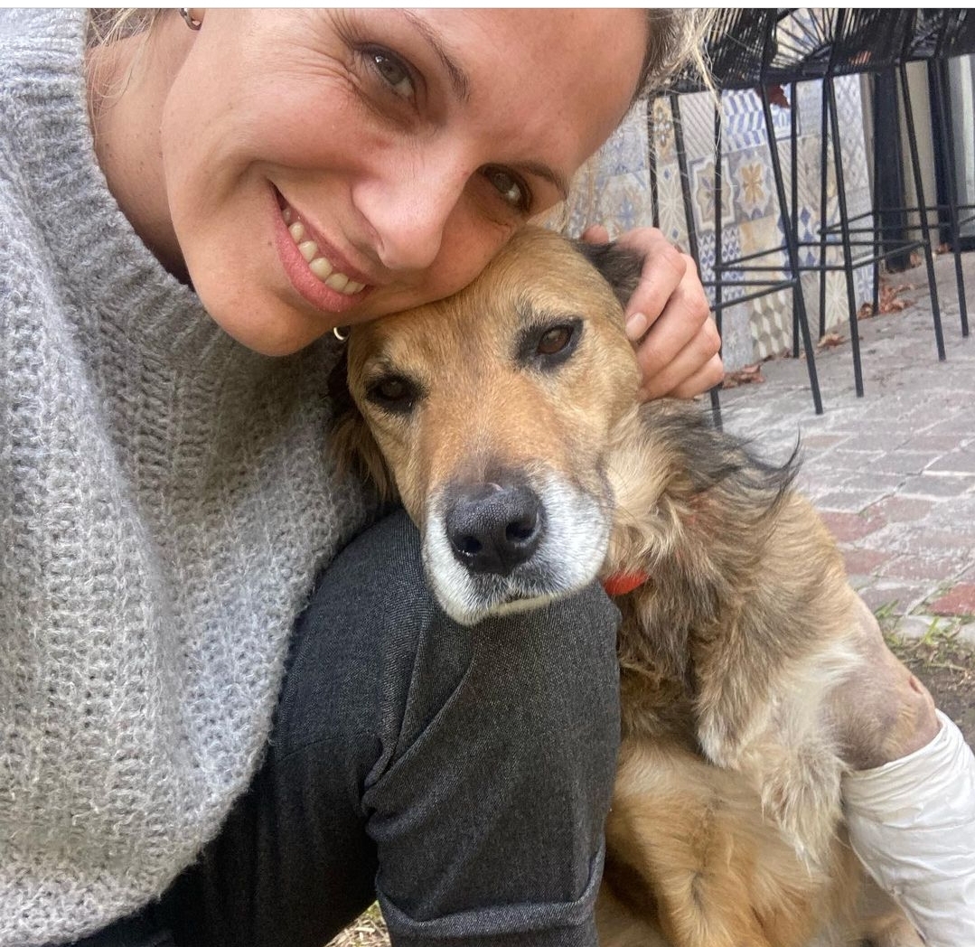 Denise junto a Cala en pleno tratamiento (Instagram)