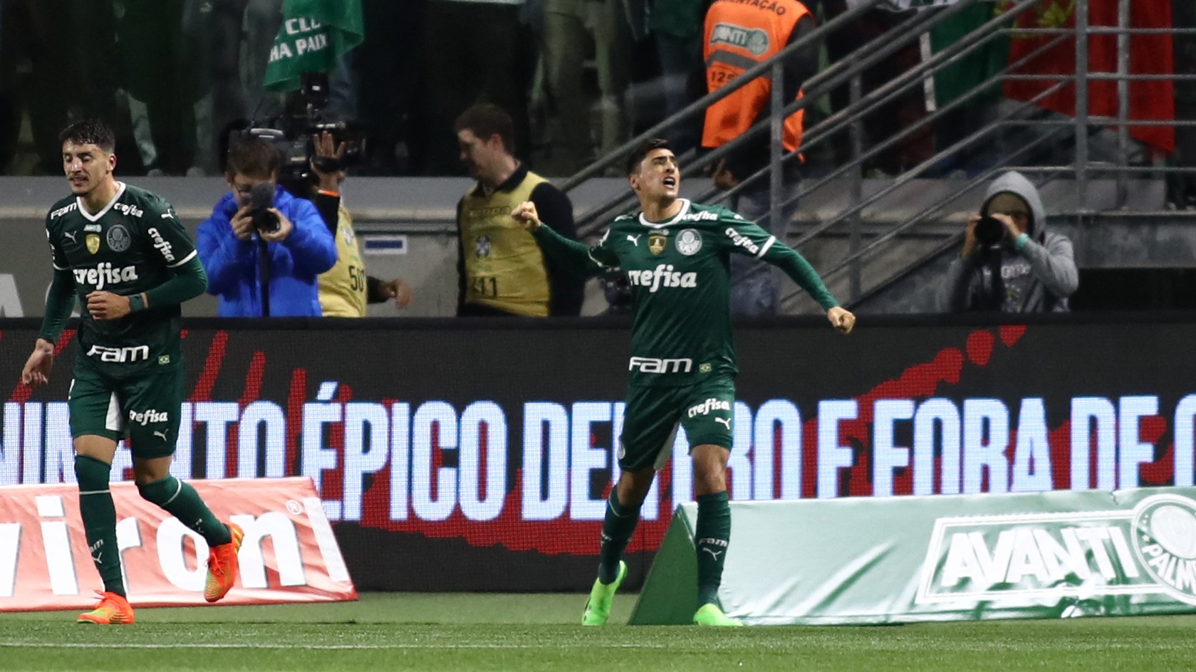 Miguel Merentiel festeja un gol con la camiseta de Palmeiras (REUTERS/Carla Carniel)