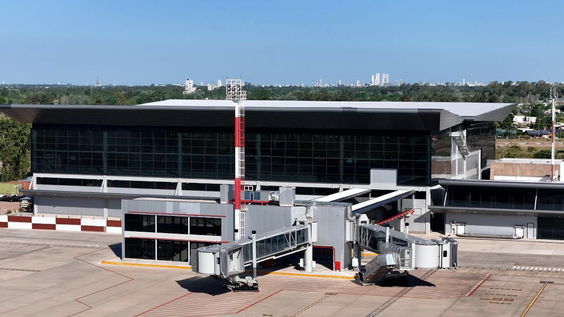 Con el Presupuesto 2026 aprobado, el kirchnerismo buscará limitar el endeudamiento externo de Javier Milei