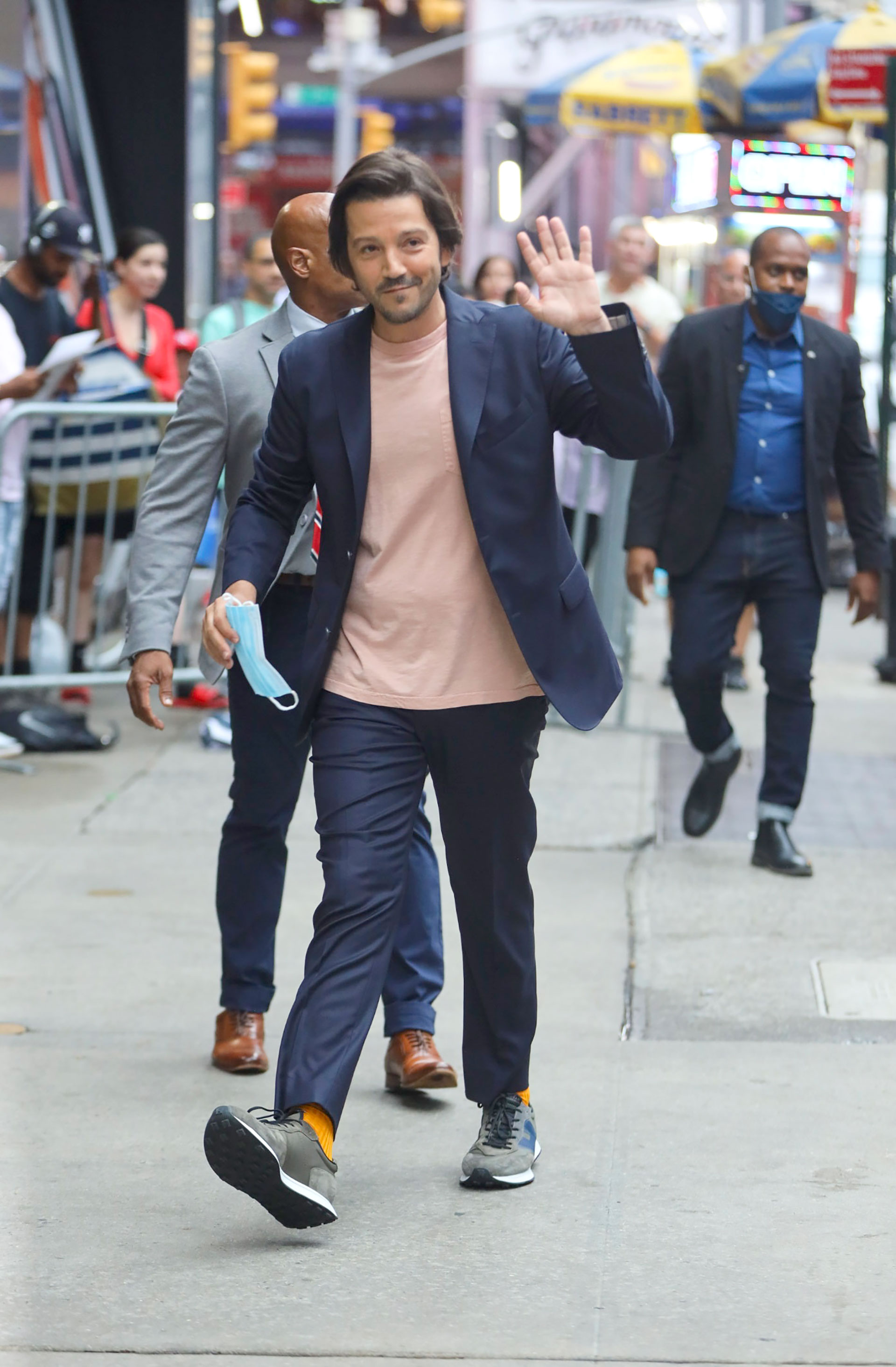 Diego Luna went to Good Morning America to talk about his new Star Wars Andor series.  Fans who recognized him walking the streets of New York greeted him from a distance