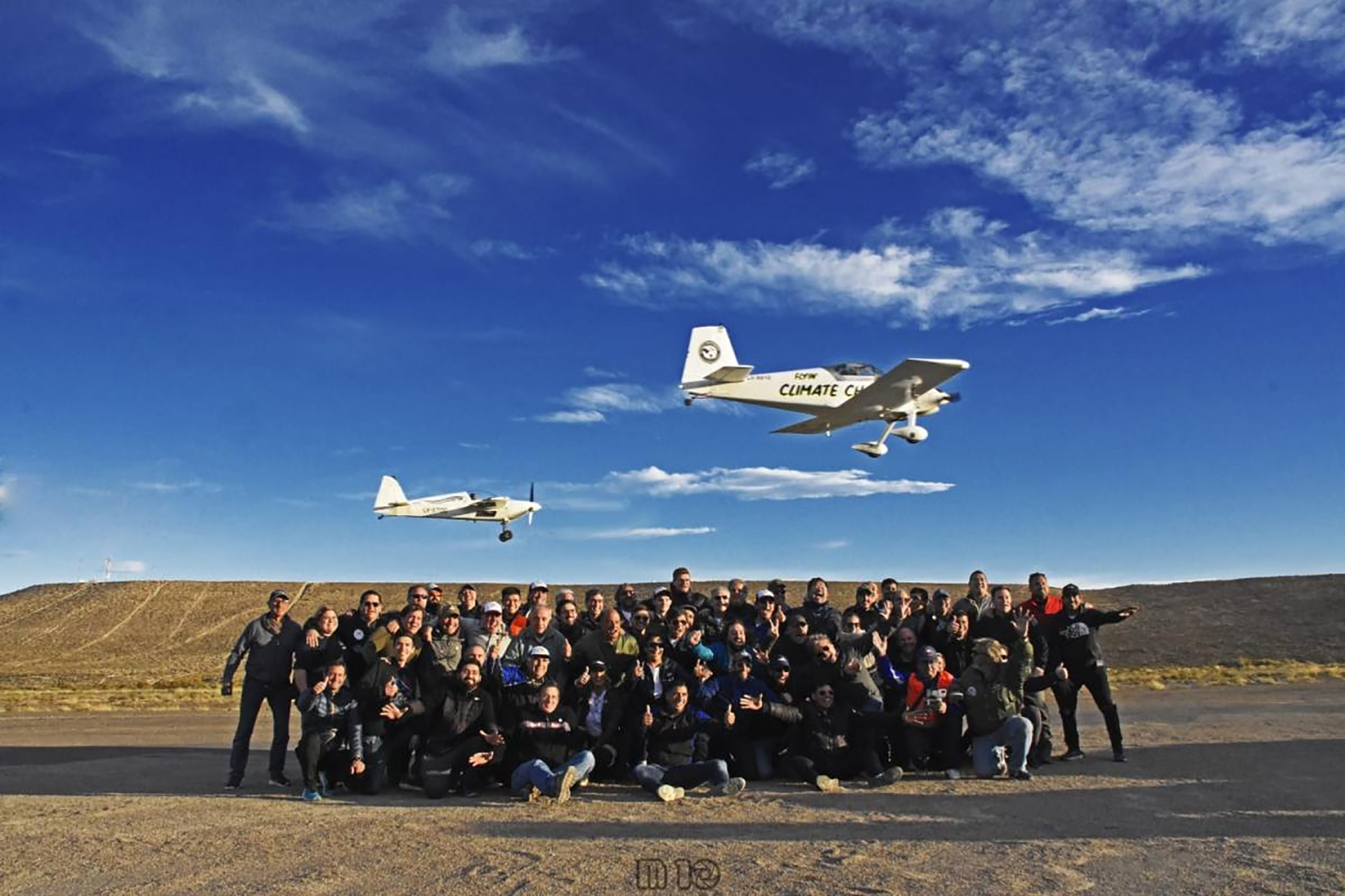 Los mentores del vuelo y constructores de la nave son Juan Martín “Tinti” Escobar y Guillermo Casamayú, quienes sumaron al piloto Sebastián Jelusic (Martin Diez)