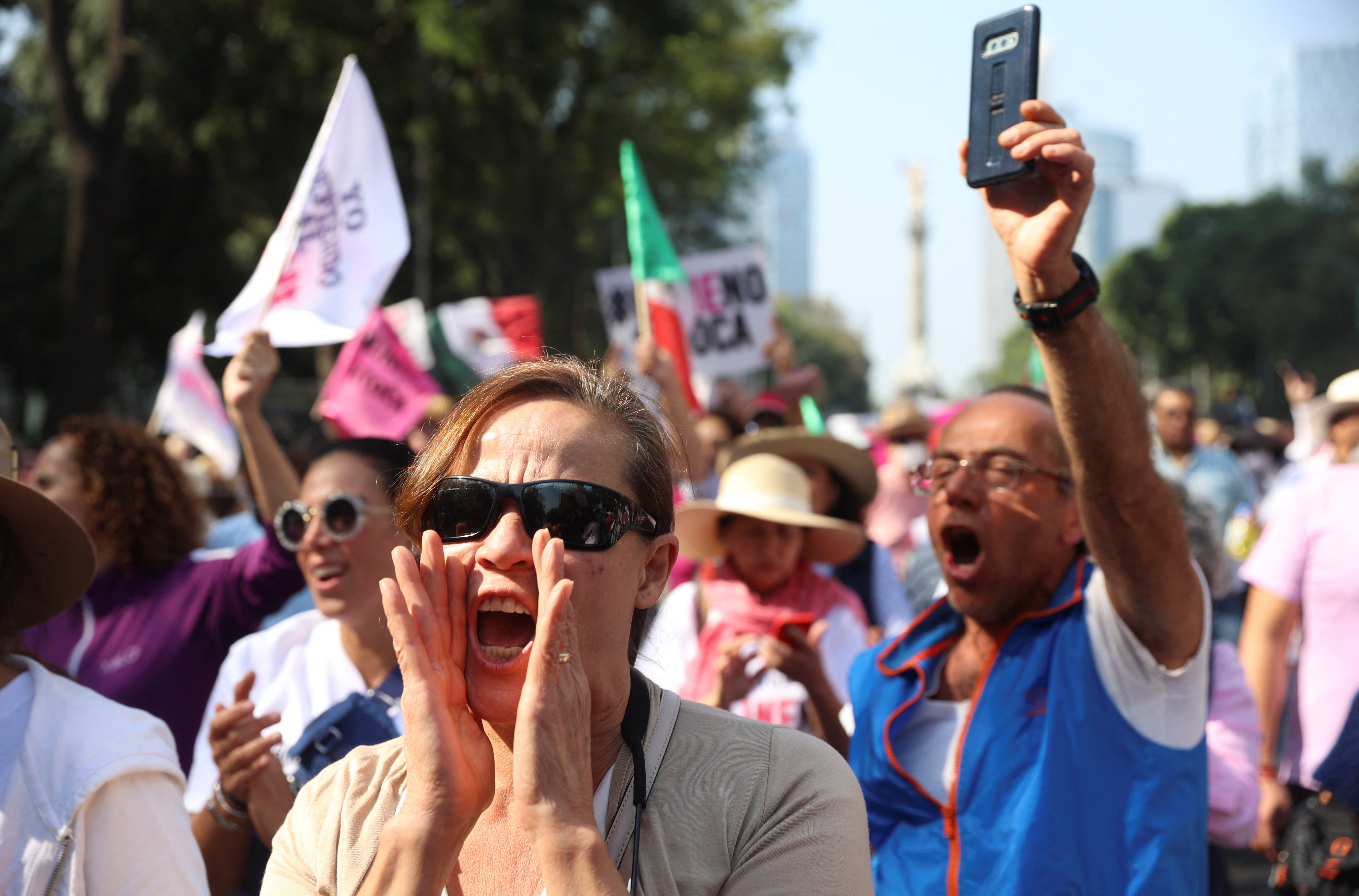 Imagen representativa de la marcha de la oposición (REUTERS/Luis Cortes)
