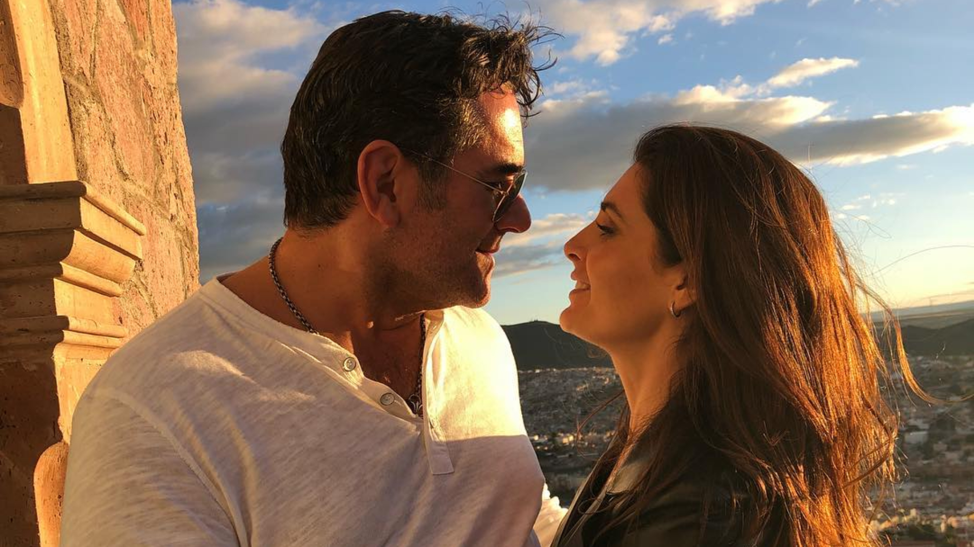 La pareja se conoció cuando protagonizaron la telenovela "Yo amo a Juan Querendón" (Foto: Instagram/@eduardosantamarinamx)