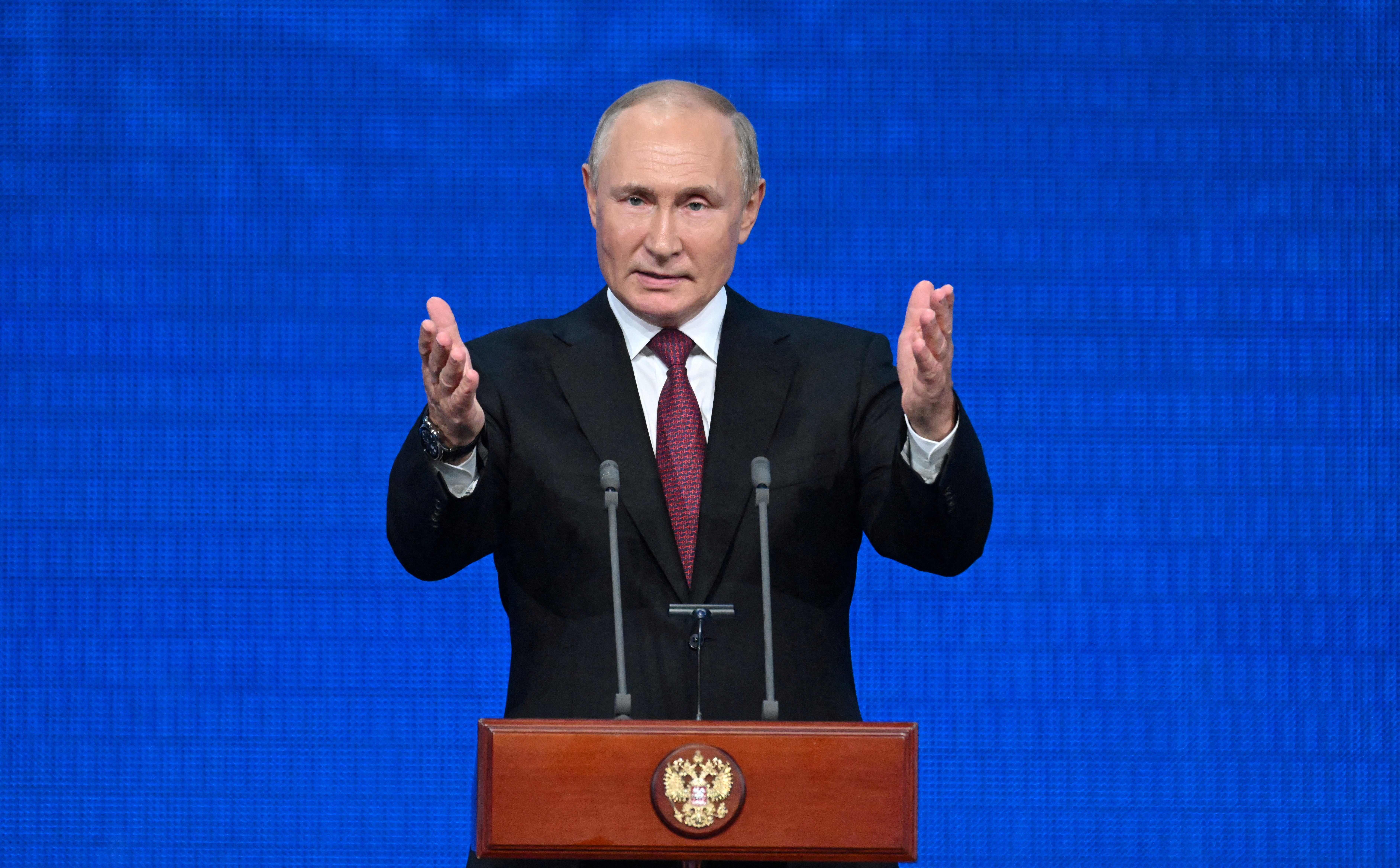Putin evalúa anunciar esta semana la anexión a Rusia de los territorios ocupados en Ucrania tras el cierre de los referendos