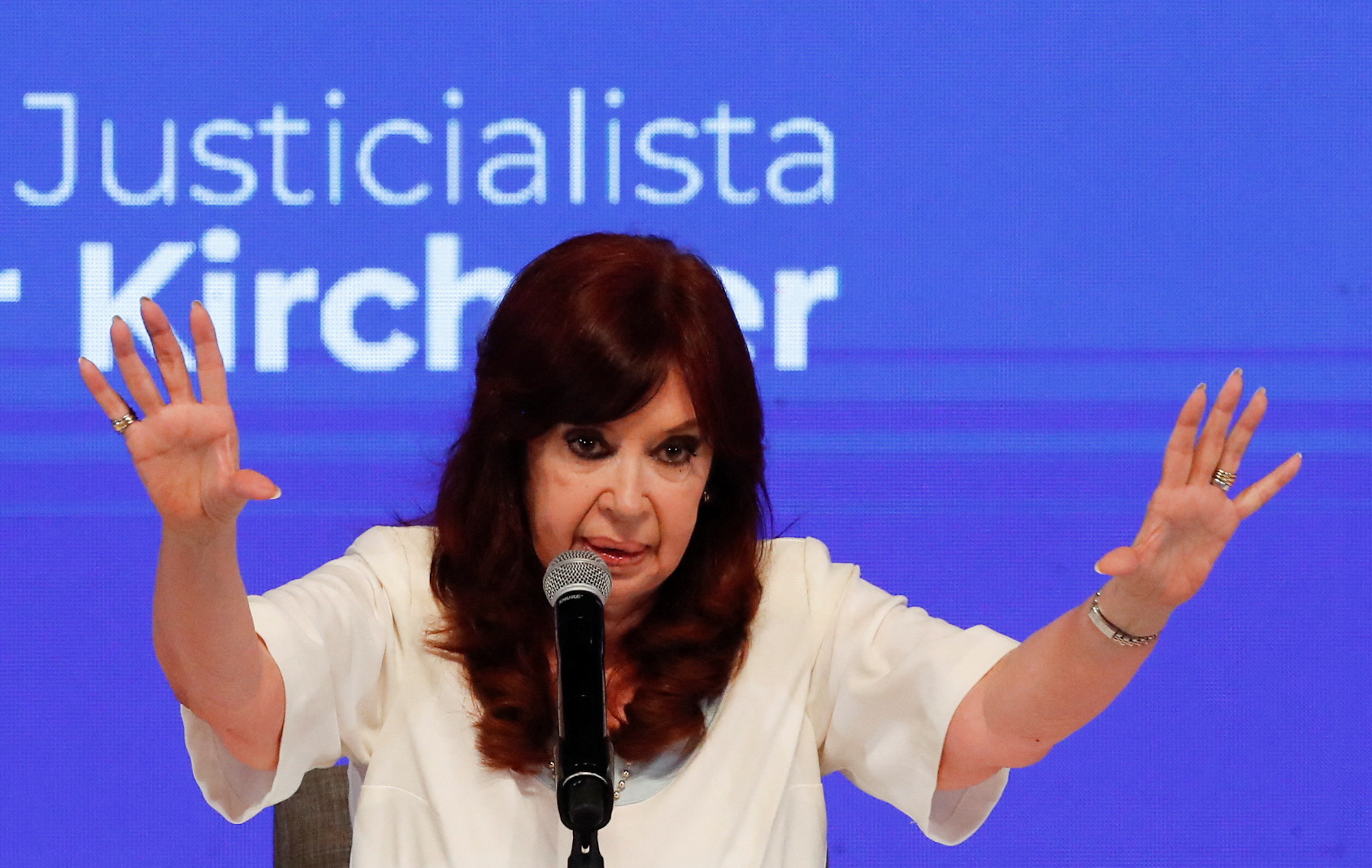 Para Sarlo, Cristina Kirchner no quiere terminar su historia política siendo derrotada en una elección.