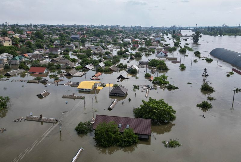 El episodio dejó 600 km2 de tierra inundada y miles de evacuados (REUTERS)