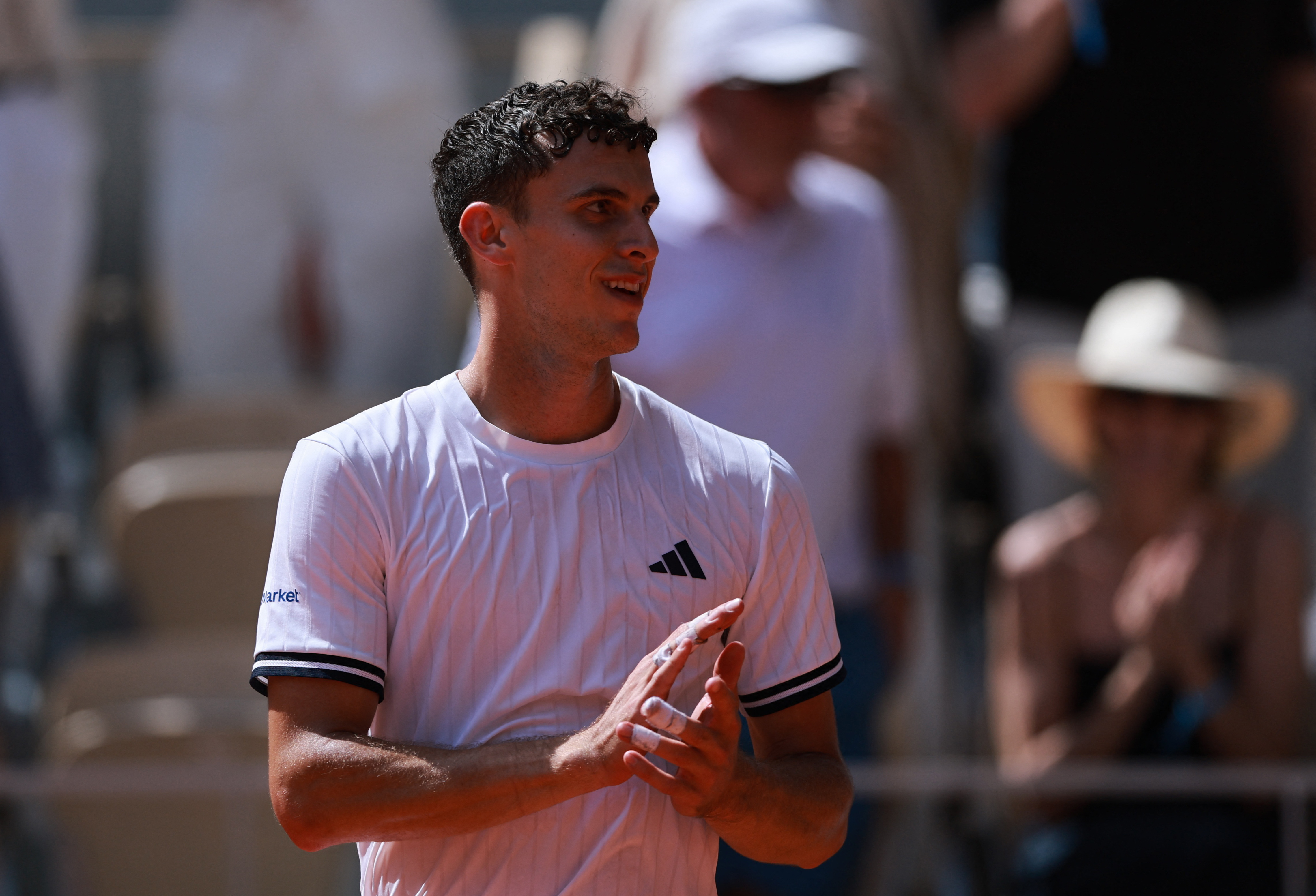 La sincera confesi&oacute;n de Juan Manuel Cer&uacute;ndolo tras eliminar al n&uacute;mero 1 del mundo Jannik Sinner en Roland Garros