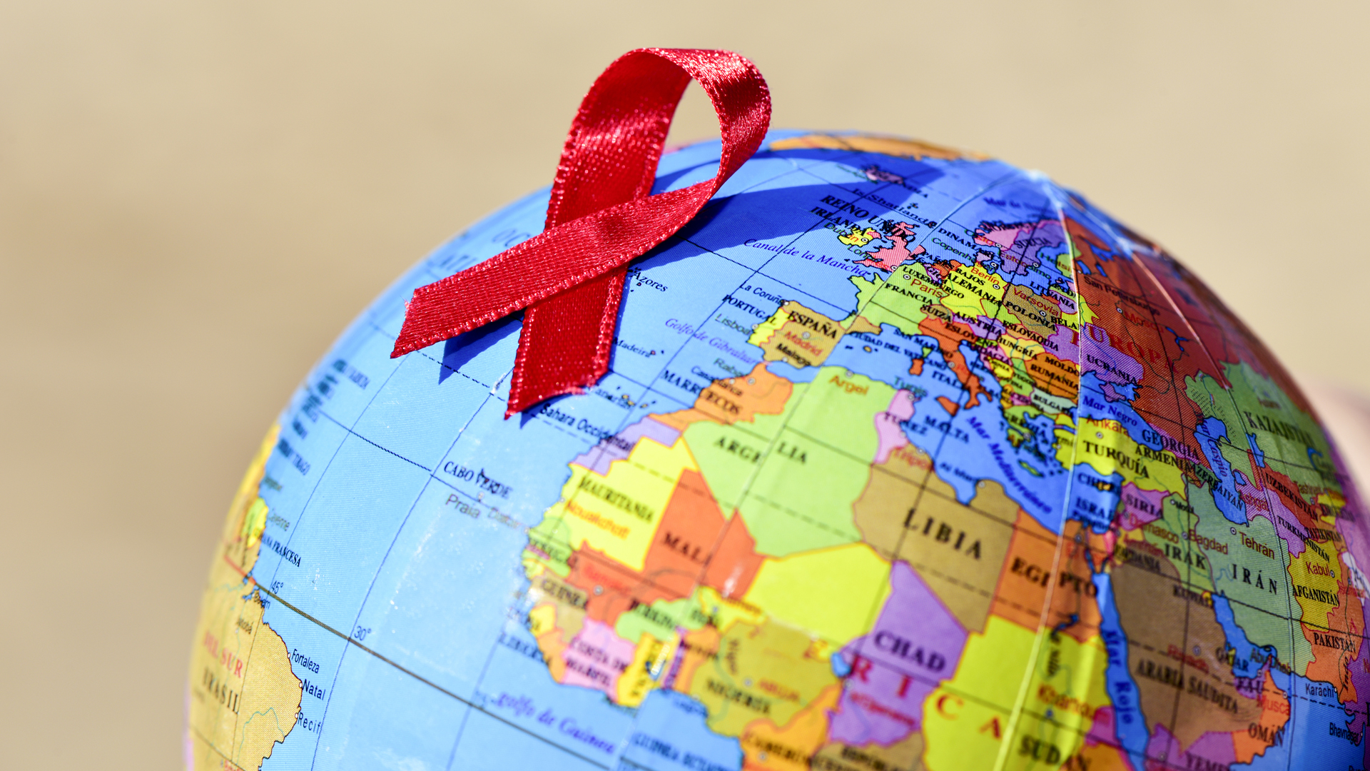 20 años de PEPFAR, el programa global contra el SIDA de EE.UU. que salvó 25 millones de vidas 