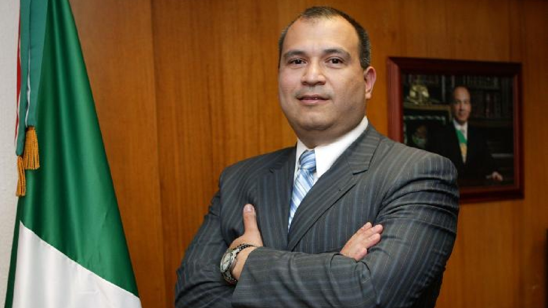 FGR solicitó a la Interpol la ficha roja para la búsqueda del exdirector de Petróleos Mexicanos, Carlos Treviño Medina (Foto: Cuartoscuro)