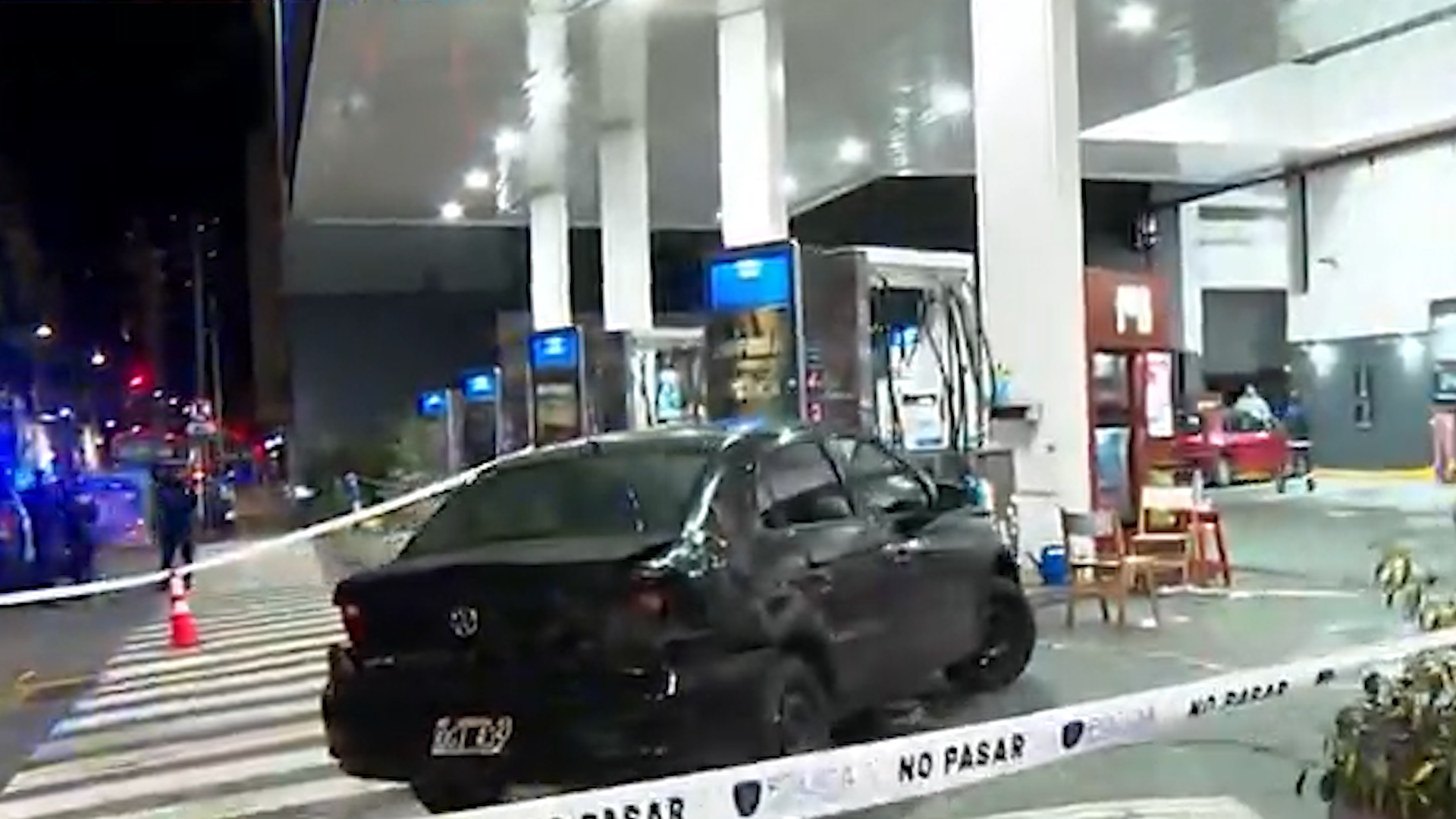 No le cargaron gas, discuti&oacute; con un playero y apu&ntilde;al&oacute; a dos clientes en una estaci&oacute;n de servicio de Recoleta