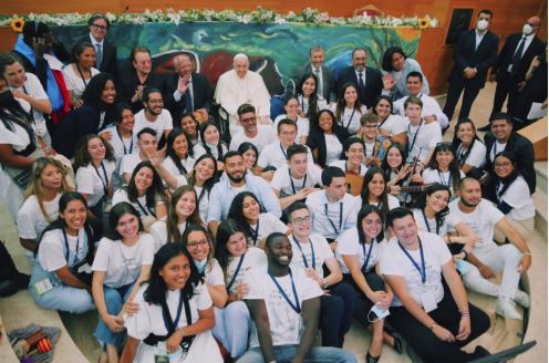 El papa Francisco encabezó la clase inaugural de la
Escuela Laudato Si