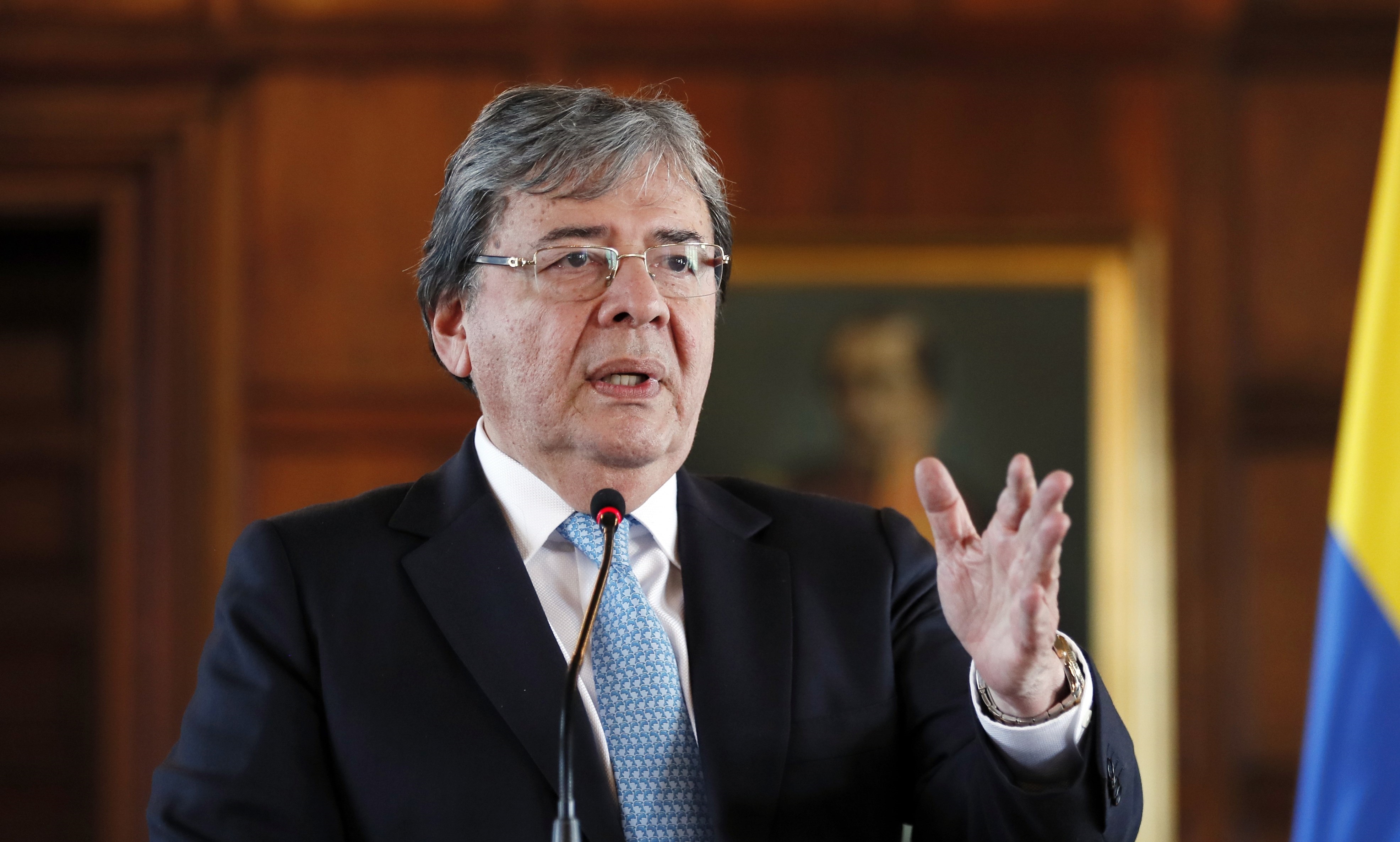 En la imagen, el ministro de Defensa de Colombia, Carlos Holmes Trujillo García. EFE/Mauricio Dueñas Castañeda/Archivo
