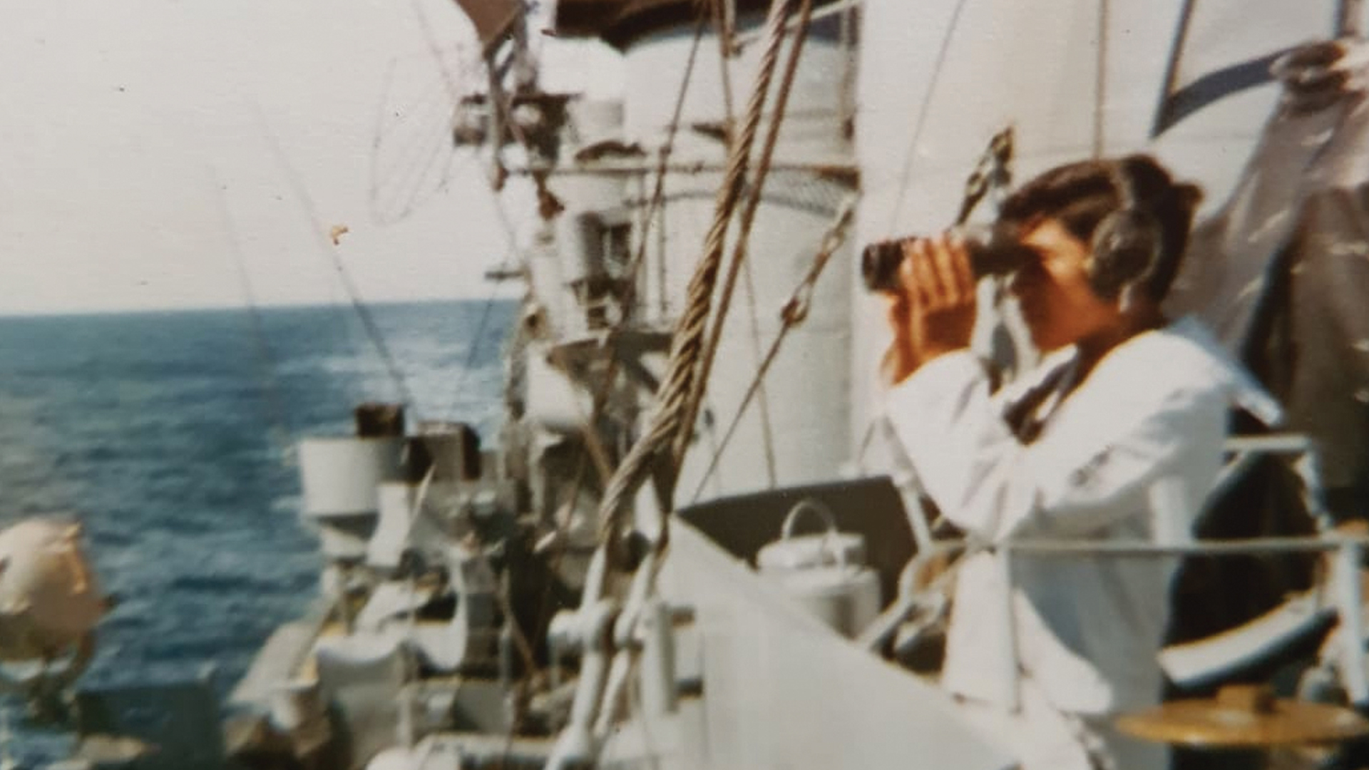 Mario Vilca Condorí a bordo del crucero ARA "General Belgrano" (Gentileza familia Vilca Condorí)