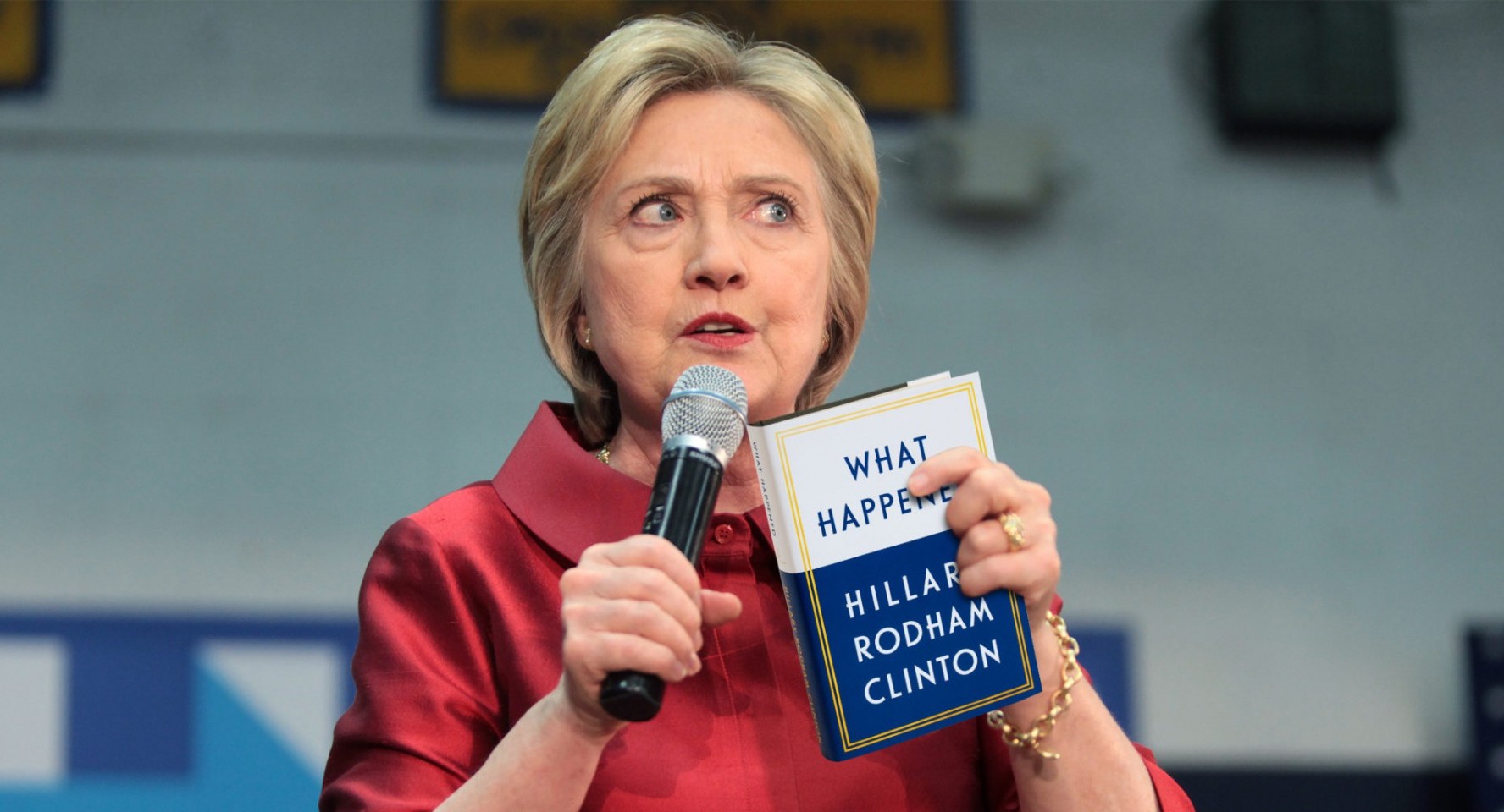Hillary con su tercera autobiografía, What Happened (Foto: Flick/Gage Skidmore)