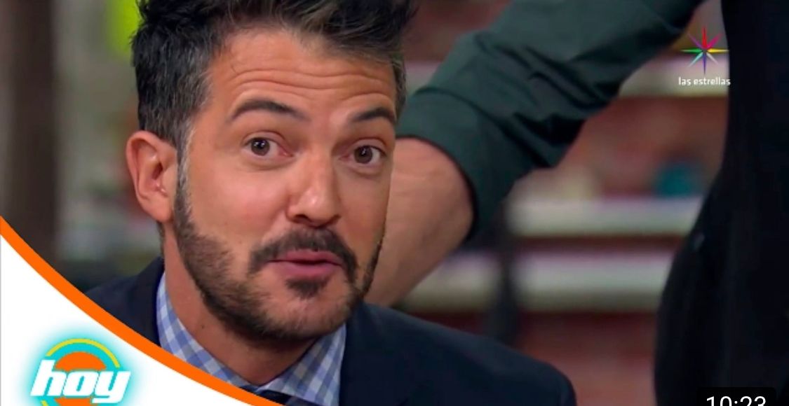 El actor causó gran controversia en ese momento por su salida de TV Azteca y la entrada a Televisa 
(Foto: Captura de panatlla "Hoy" en YouTube)