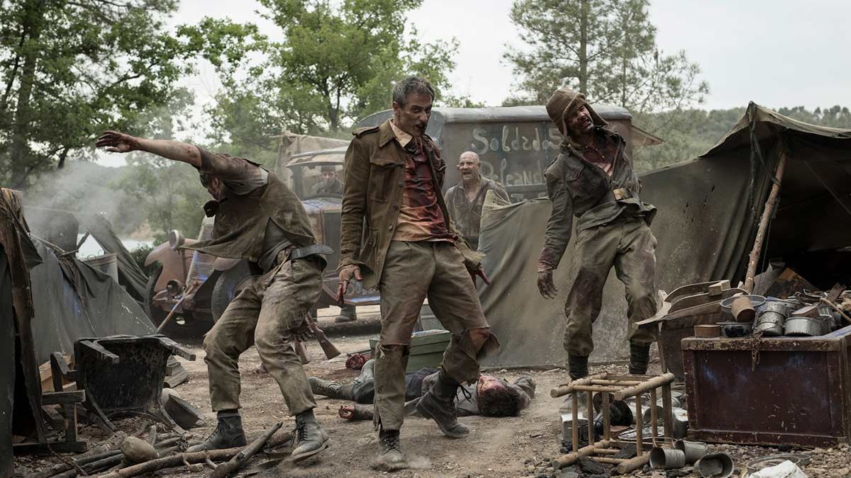 "Malnazidos" es dirigida por Javier Ruiz Caldera y Alberto de Toro. (Telecinco Cinema)