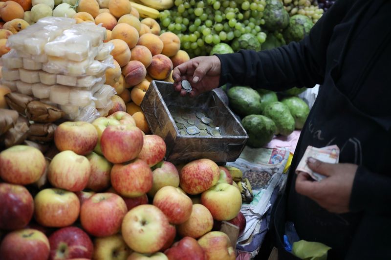 El Perú presenta una inflación anual (julio 2021-julio 2022) no vista desde agosto de 1997, hace 25 años. | Foto: REUTERS / Mariana Bazo