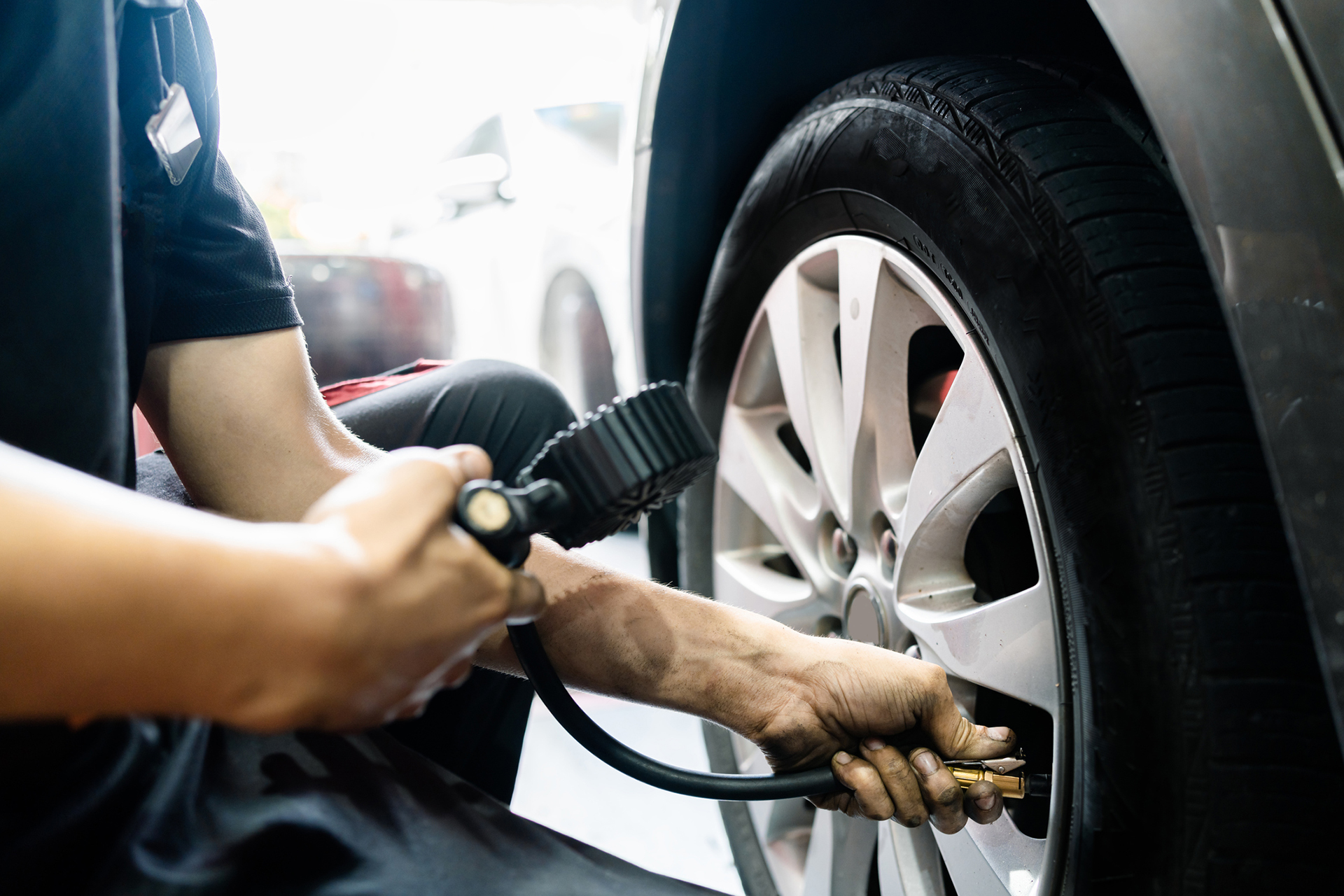 La presión de inflado de los neumáticos permite que el auto ruede sin mayores fricciones a las naturales de su propia forma