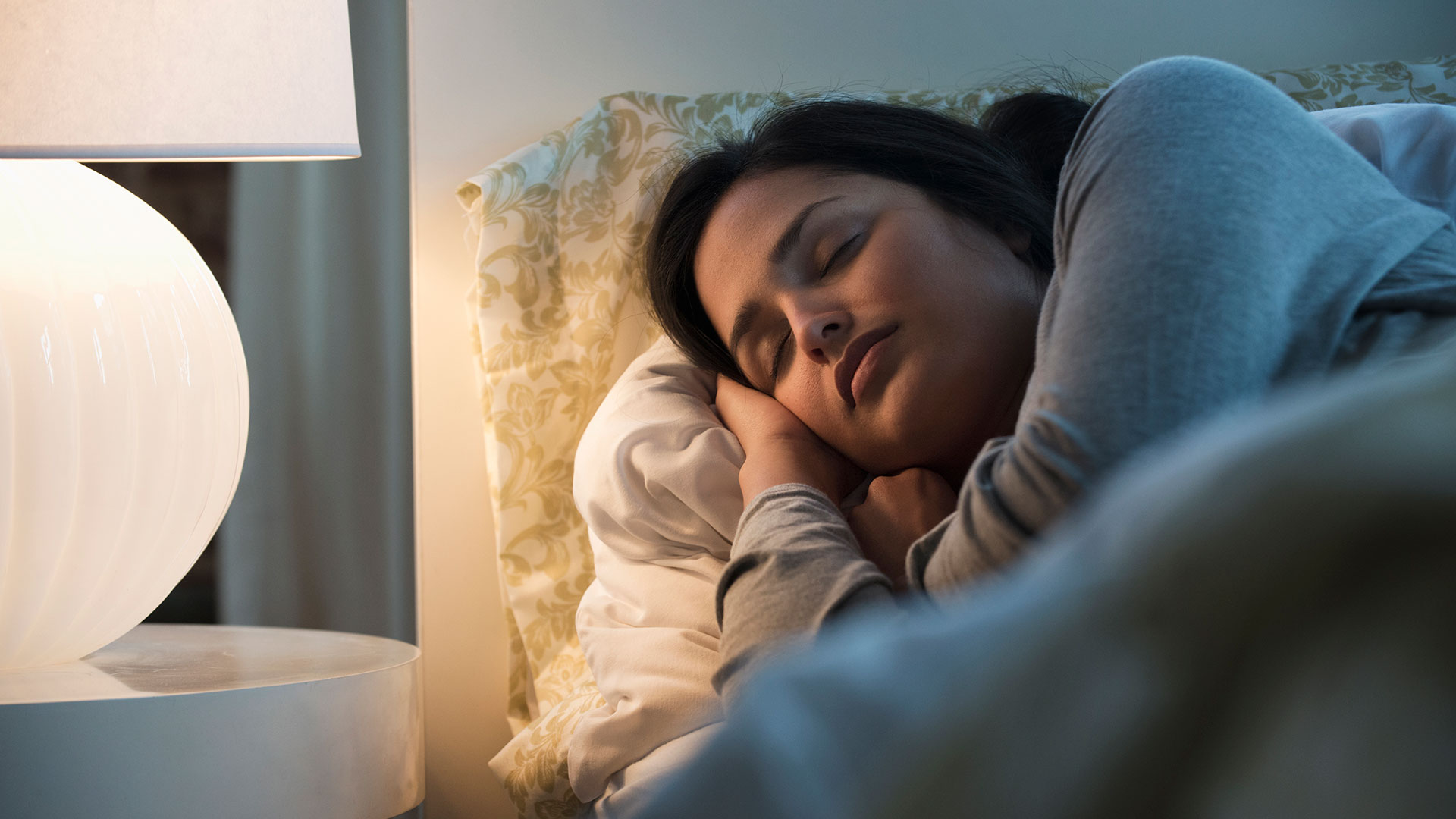 Durante el sueño, el cerebro necesita deshacerse del material no deseado. (Getty Images)