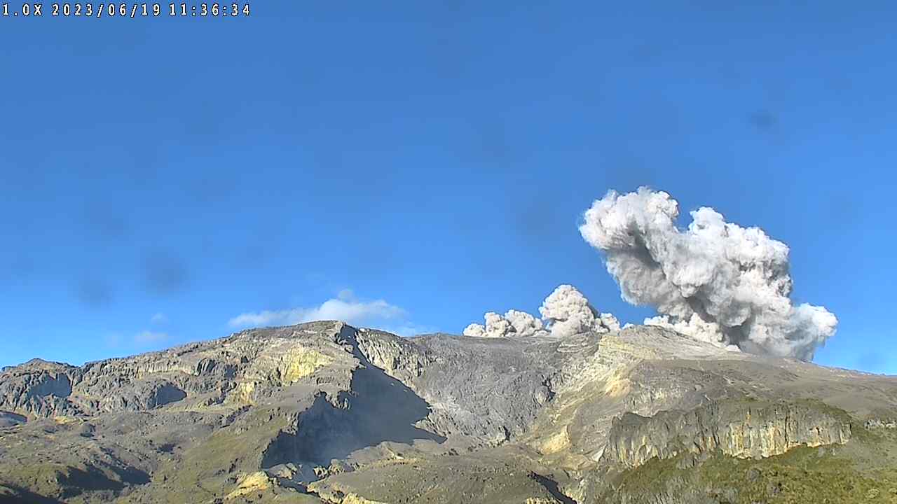 Video Madre Y Bebé Resultaron Afectadas En Medio De Un Choque Con El Esmad En El Portal 0983