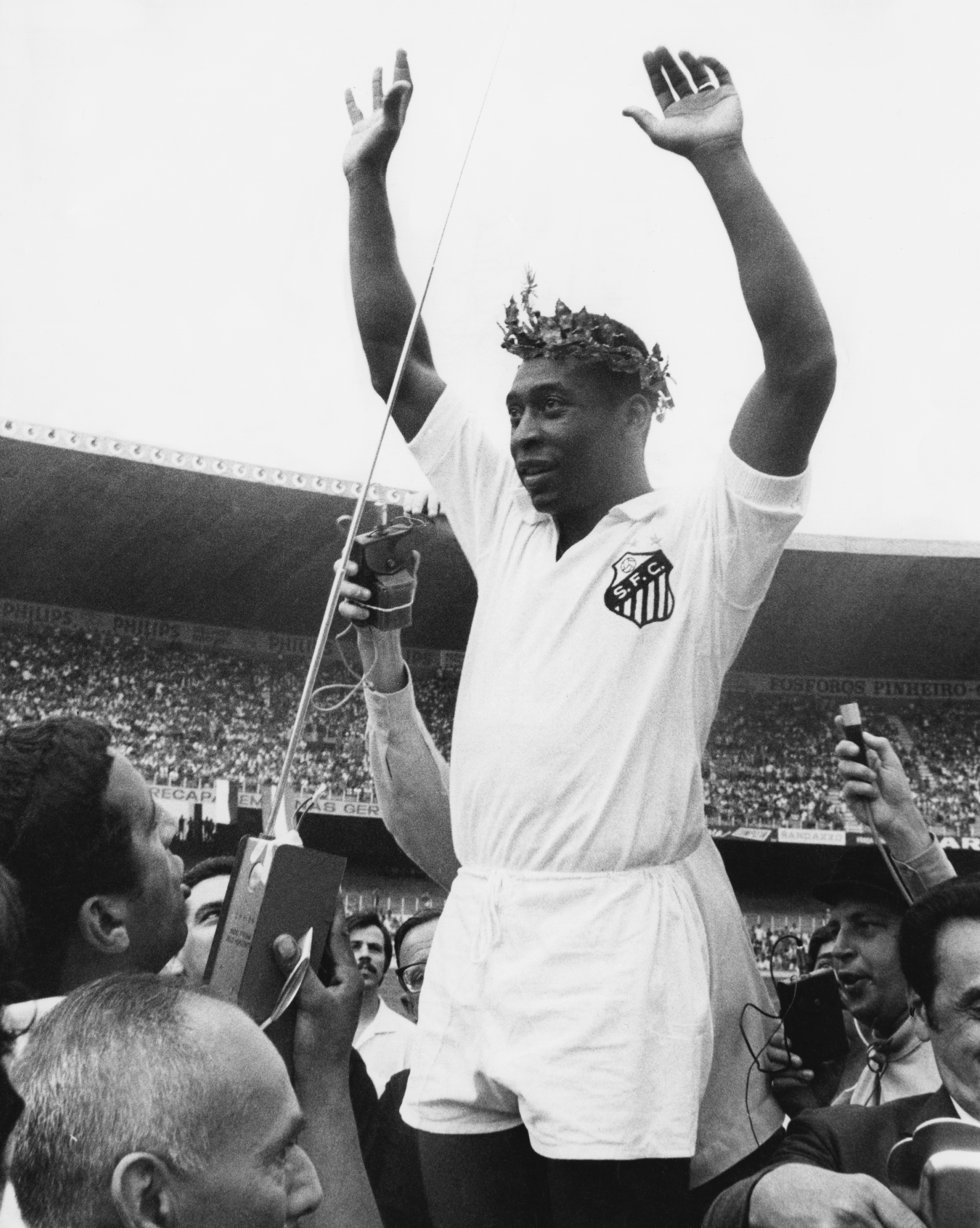Pelé jugó 39 partidos en suelo argentino y la obra tiene el desglose de cada participación (Pictorial Parade/Archive Photos/Getty Images)