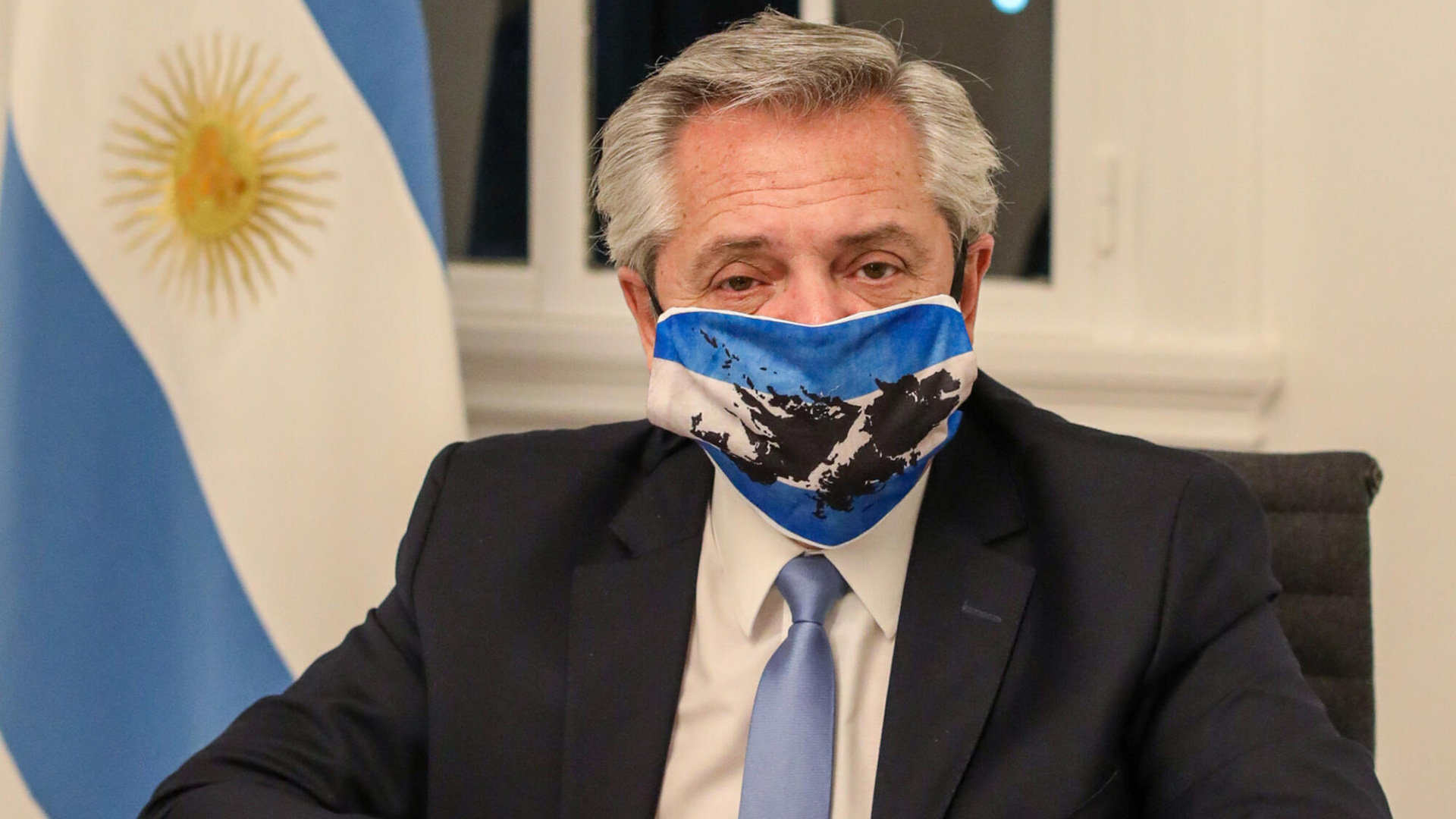 Alberto Fernández ratificará la soberanía sobre Malvinas con un gran acto  por los 200 años del primer izamiento de la bandera argentina en las islas  - Infobae