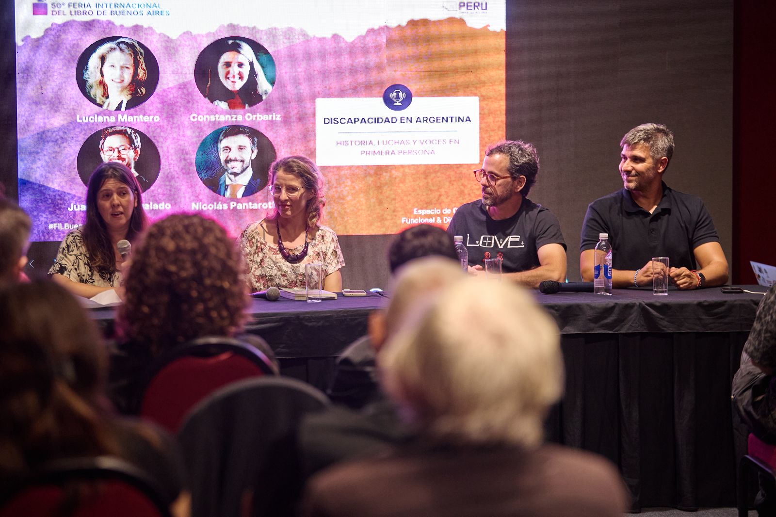 Debate sobre discapacidad en la Feria del Libro: 
