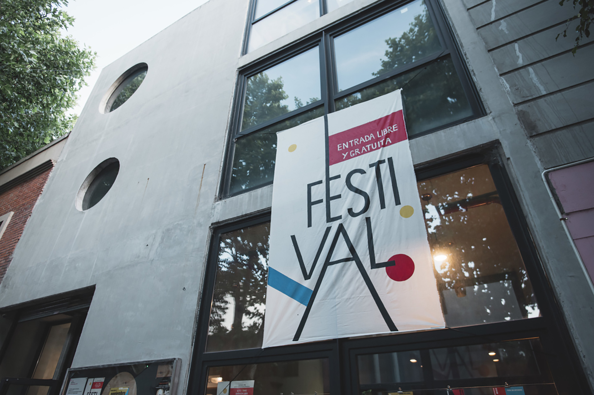 La explicación de Antonelli tras el triple despiste de Colapinto, Piastri y Hülkenberg: “Se derramó mucha agua a la pista”