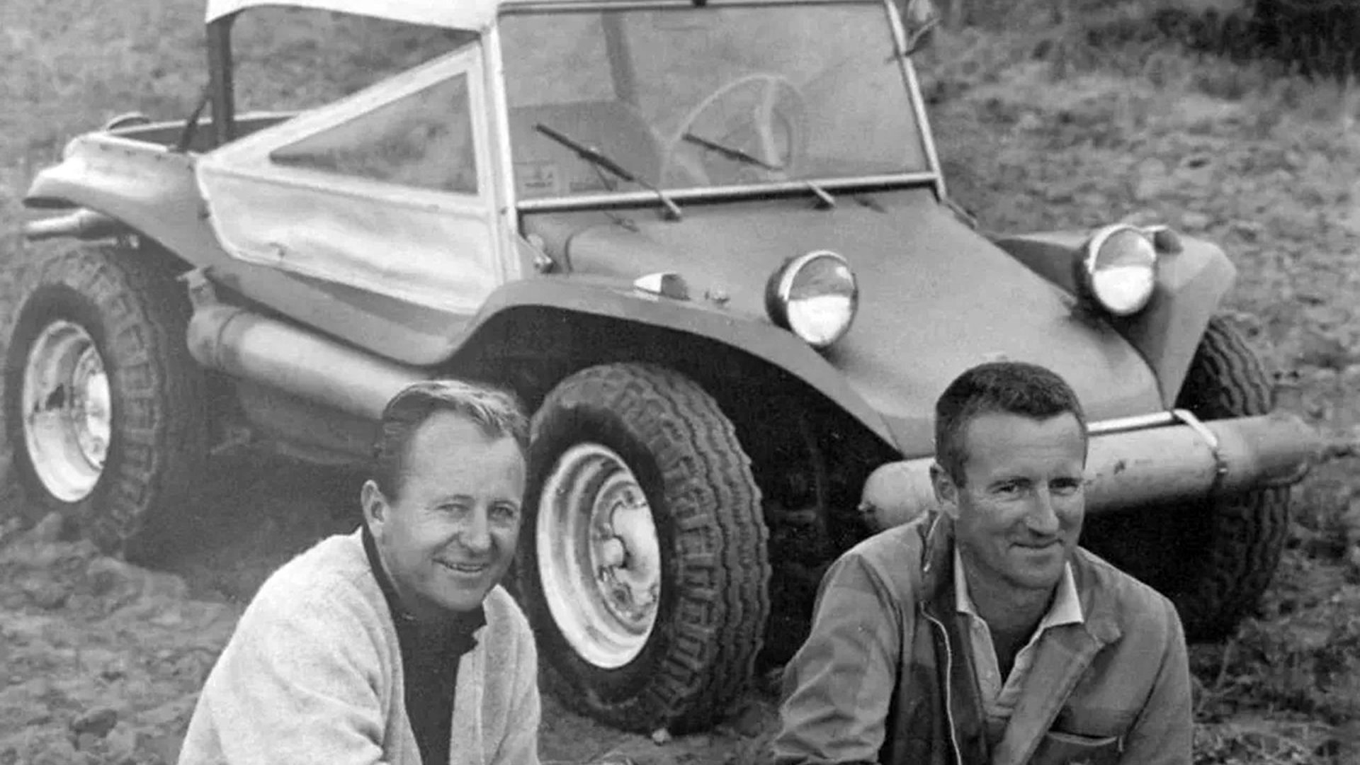 Bruce Meyers fue el creador del buggy original. Mantuvo la marca en su poder durante más de 30 a pesar de estar cerrada su fábrica por la cantidad de copias que arruinaron su negocio