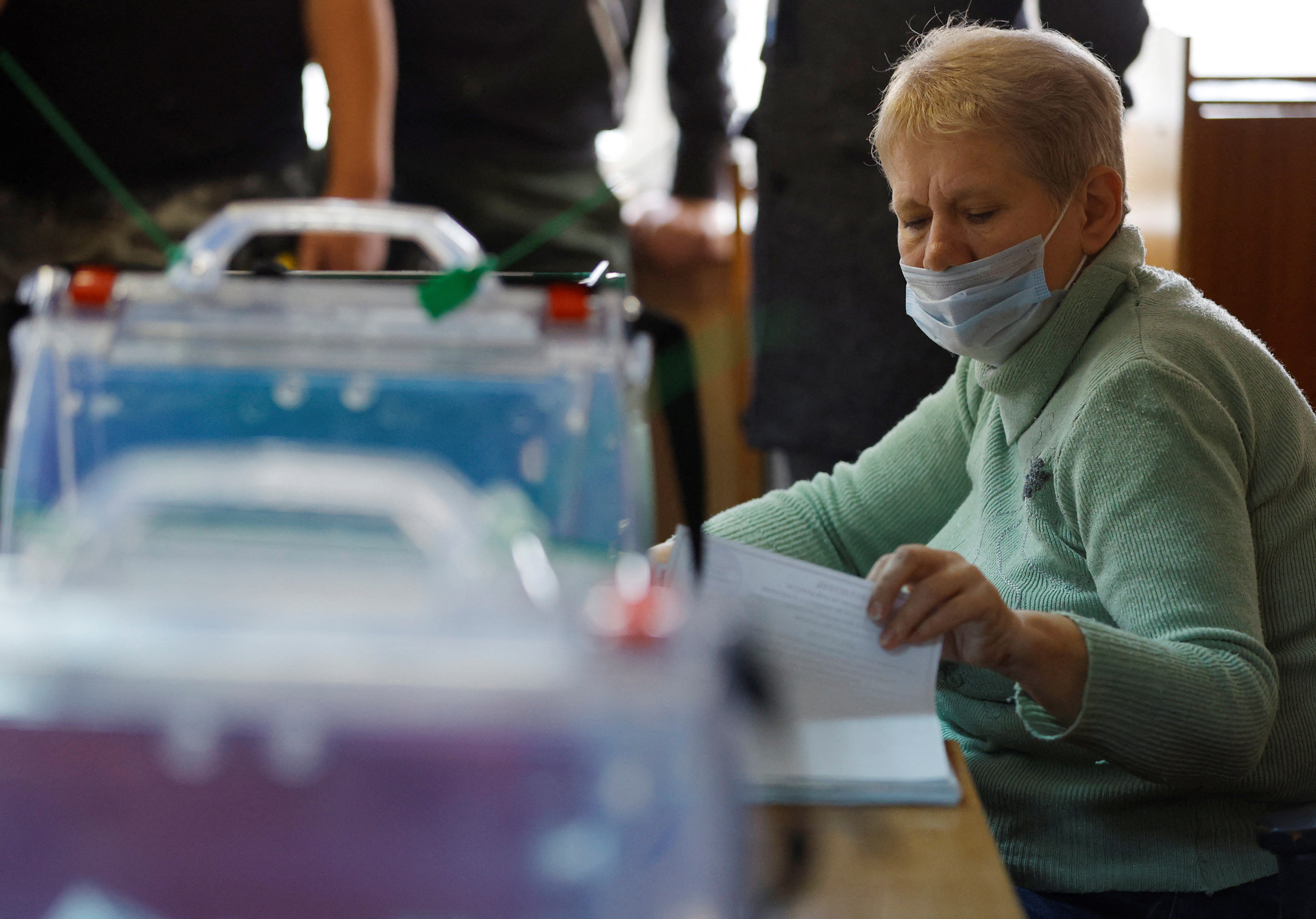Las elecciones fueron organizadas por Moscú en tiempo record  REUTERS/Alexander Ermochenko