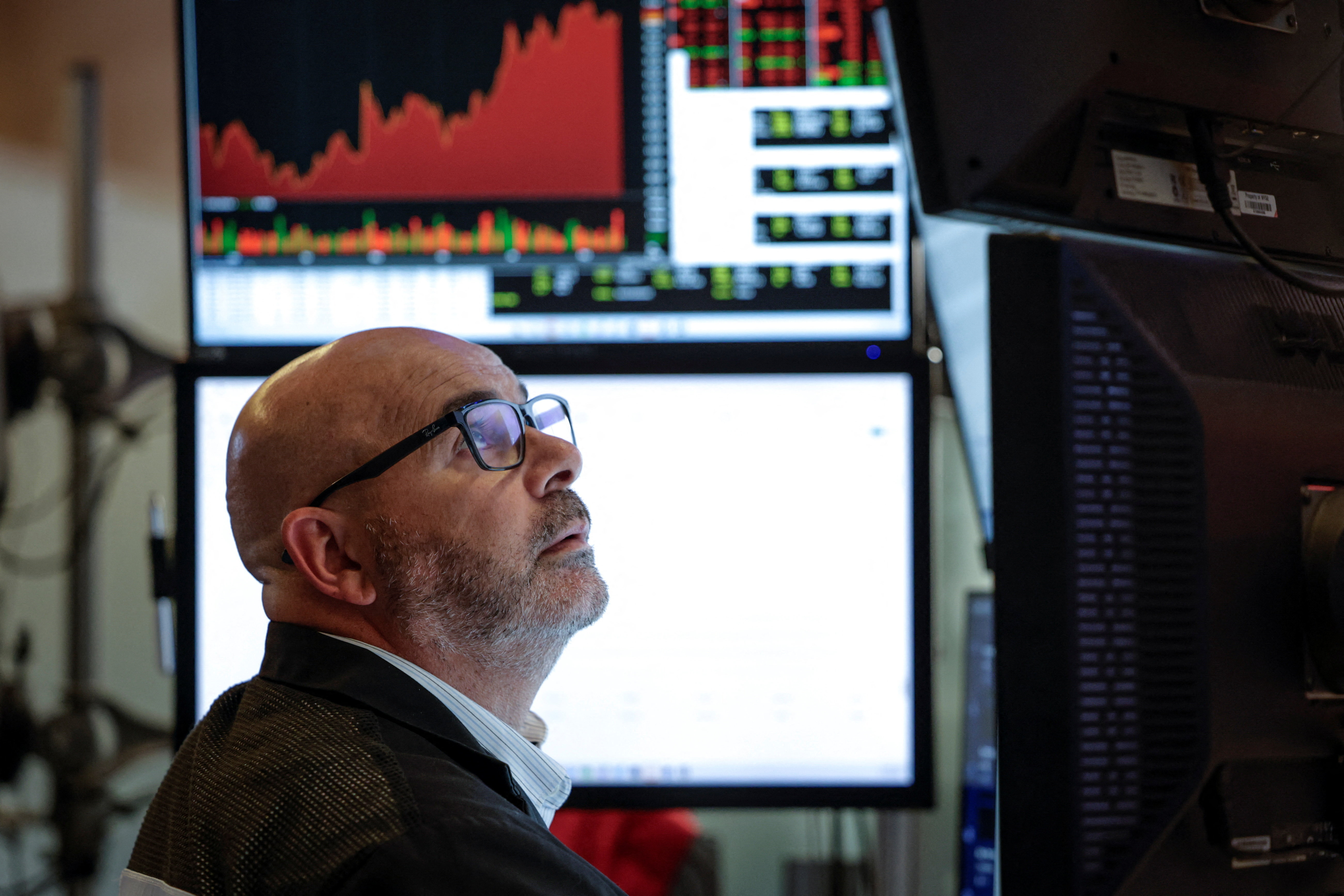 Suben las acciones y los bonos argentinos pese a la tendencia negativa de Wall Street