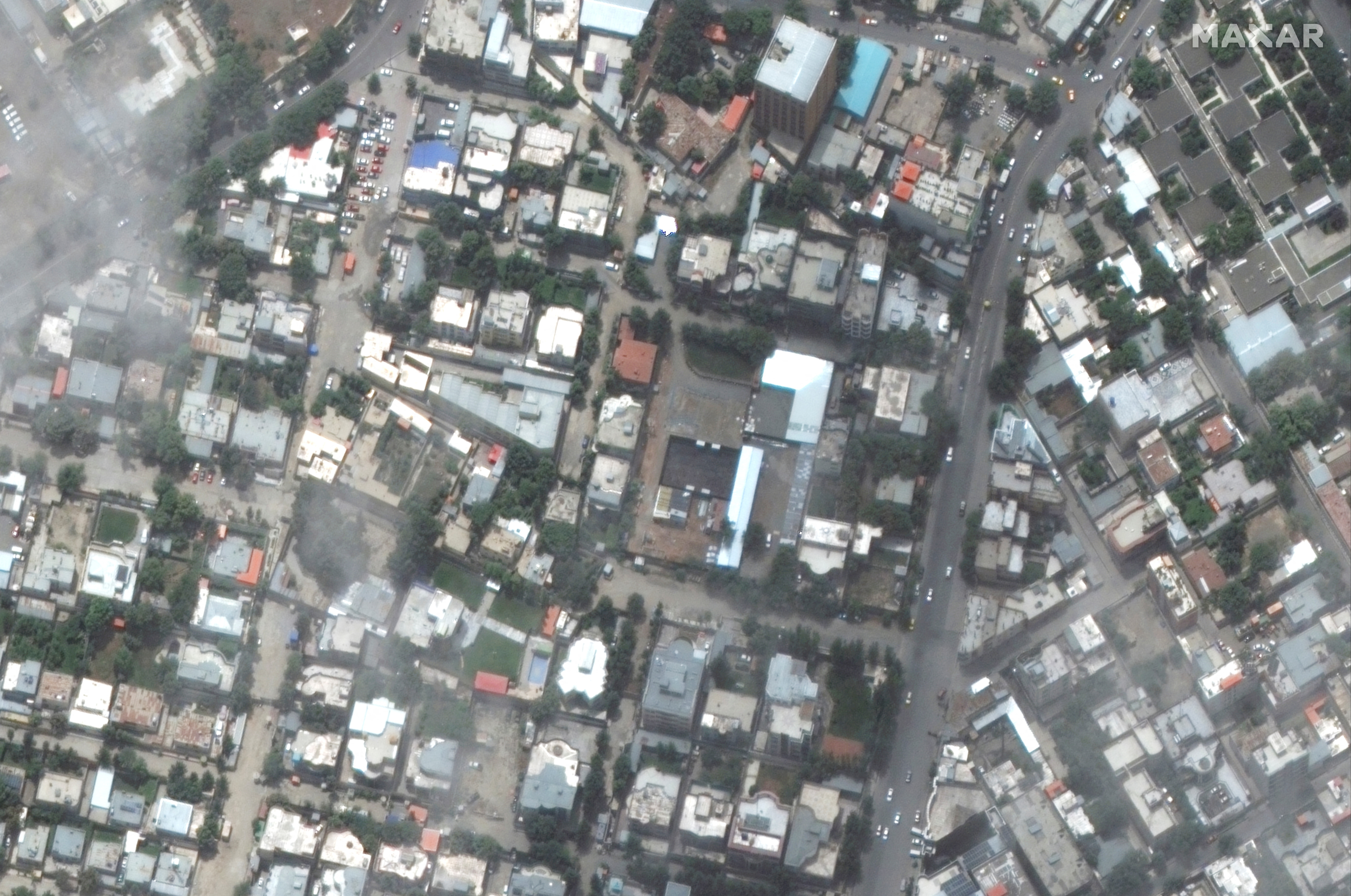 Una imagen de satélite muestra una vista del barrio de Sherpur en Kabul, Afganistán, donde vivía el jefe terrorista de Al Qaeda, Ayman Al-Zawahiri (Reuters)