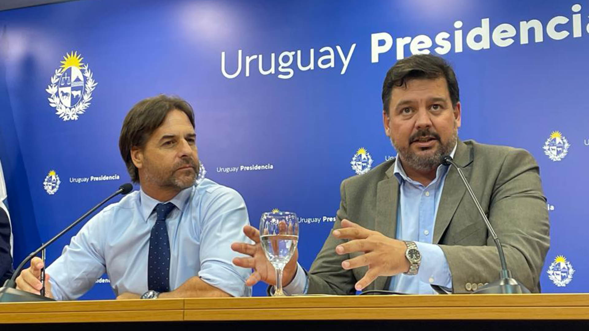 Renunció el ministro de Ambiente uruguayo que había mentido sobre su título universitario y ya tiene reemplazante