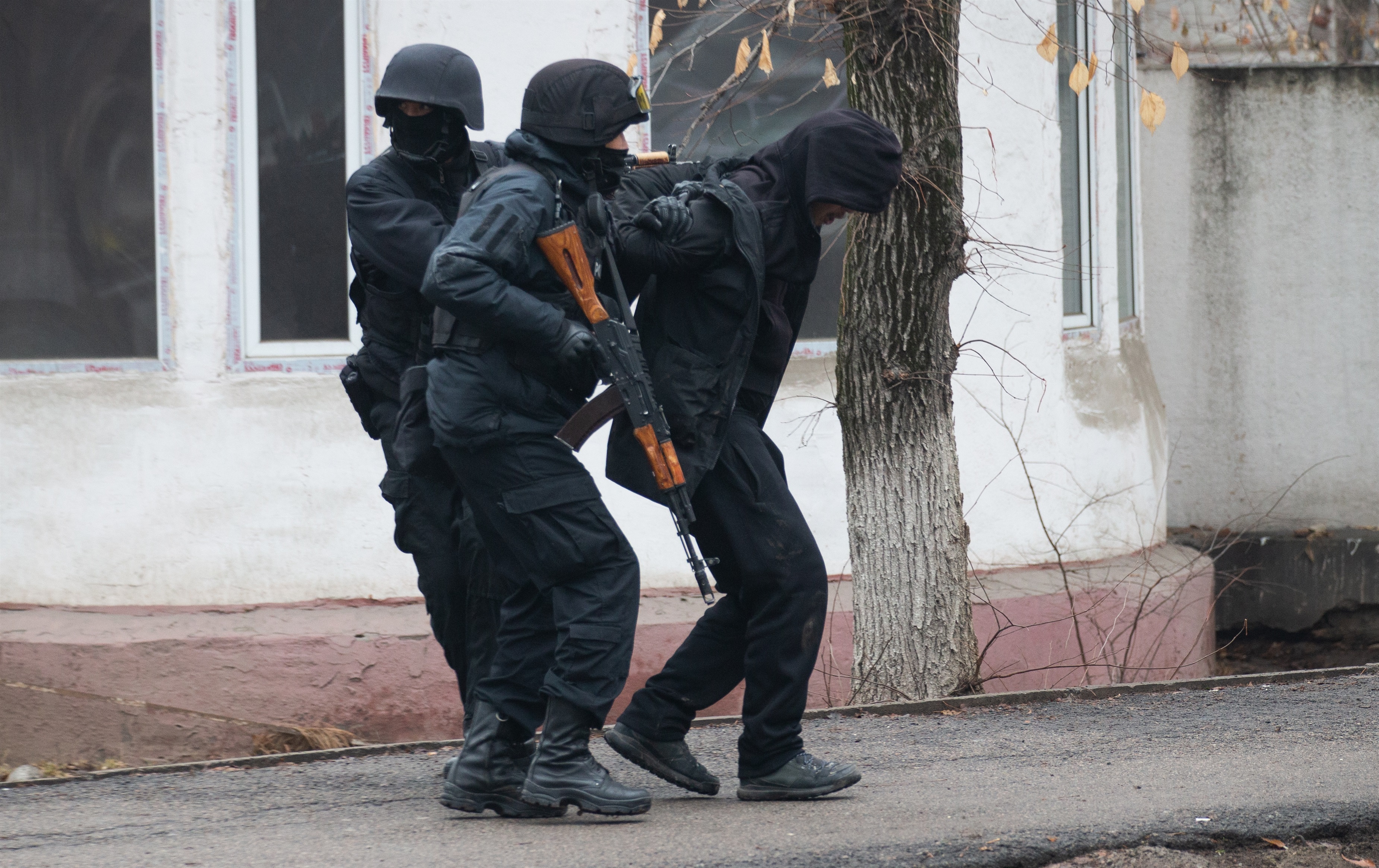 Aumentó a casi 8.000 el número de detenidos en las protestas de Kazajistán