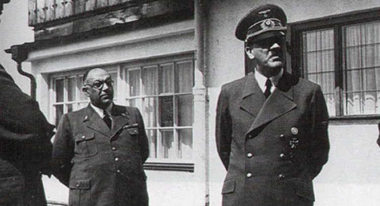 Theodor Morell fue durante casi una década el médico personal del criminal nazi Adolf Hitler (U.S. National Archives and Records Administration)
