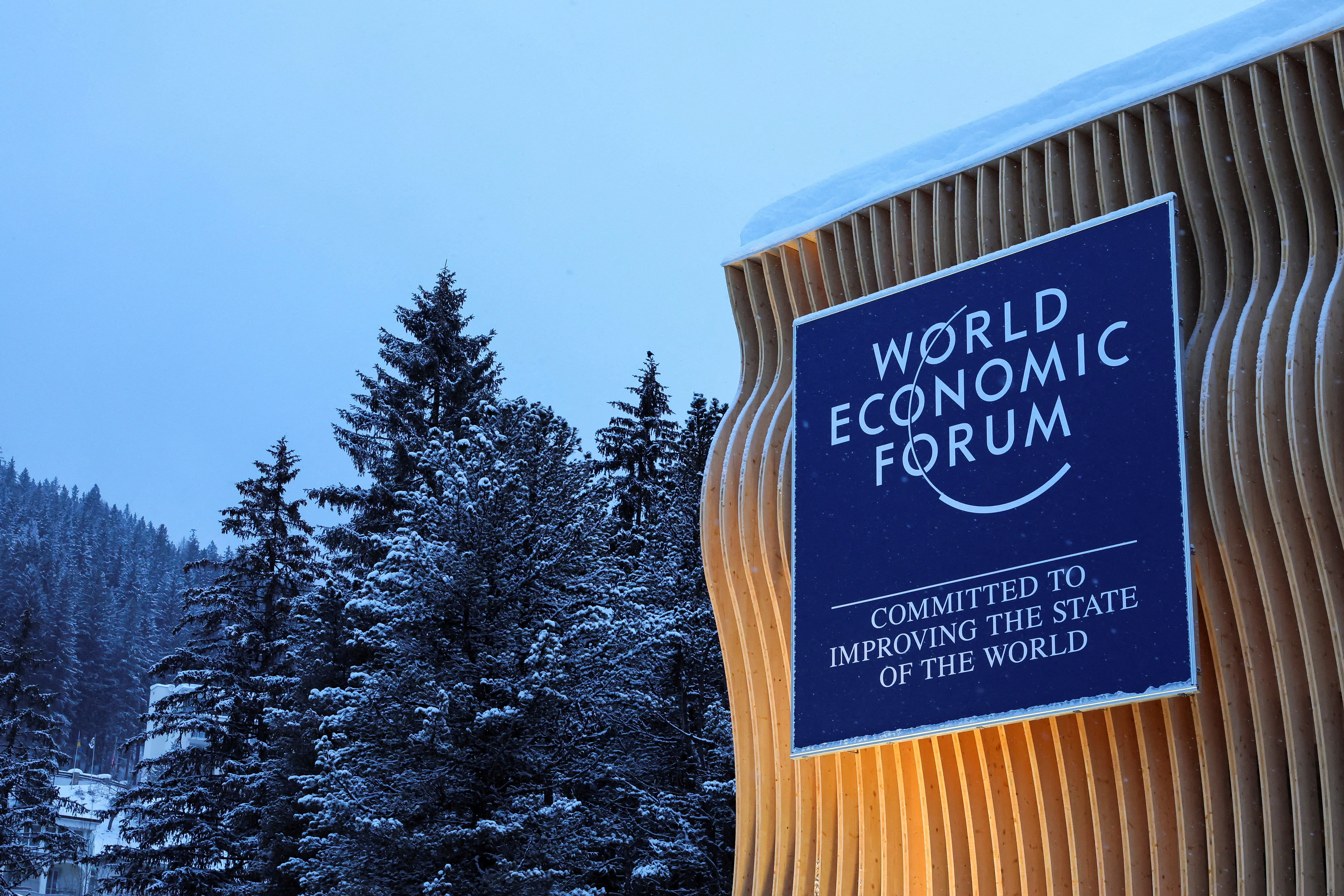 Quiénes son los funcionarios que Sheinbaum enviará al Foro Económico de Davos en Suiza - Infobae
