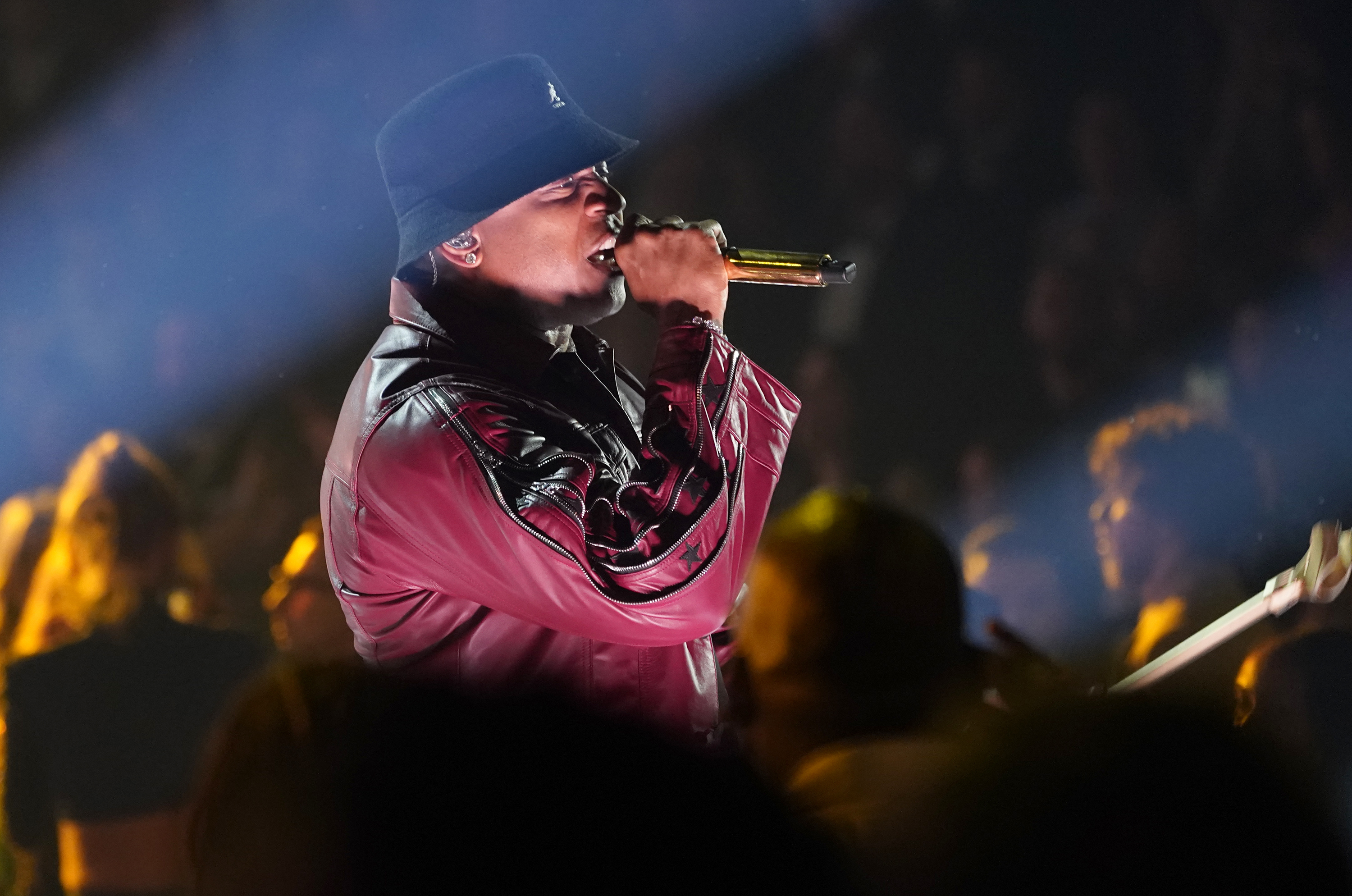 LL Cool J onterpreta "Rock the Bells" en la 65a entrega anual del Grammy el domingo 5 de febrero de 2023, en Los Angeles. (Foto AP/Chris Pizzello)