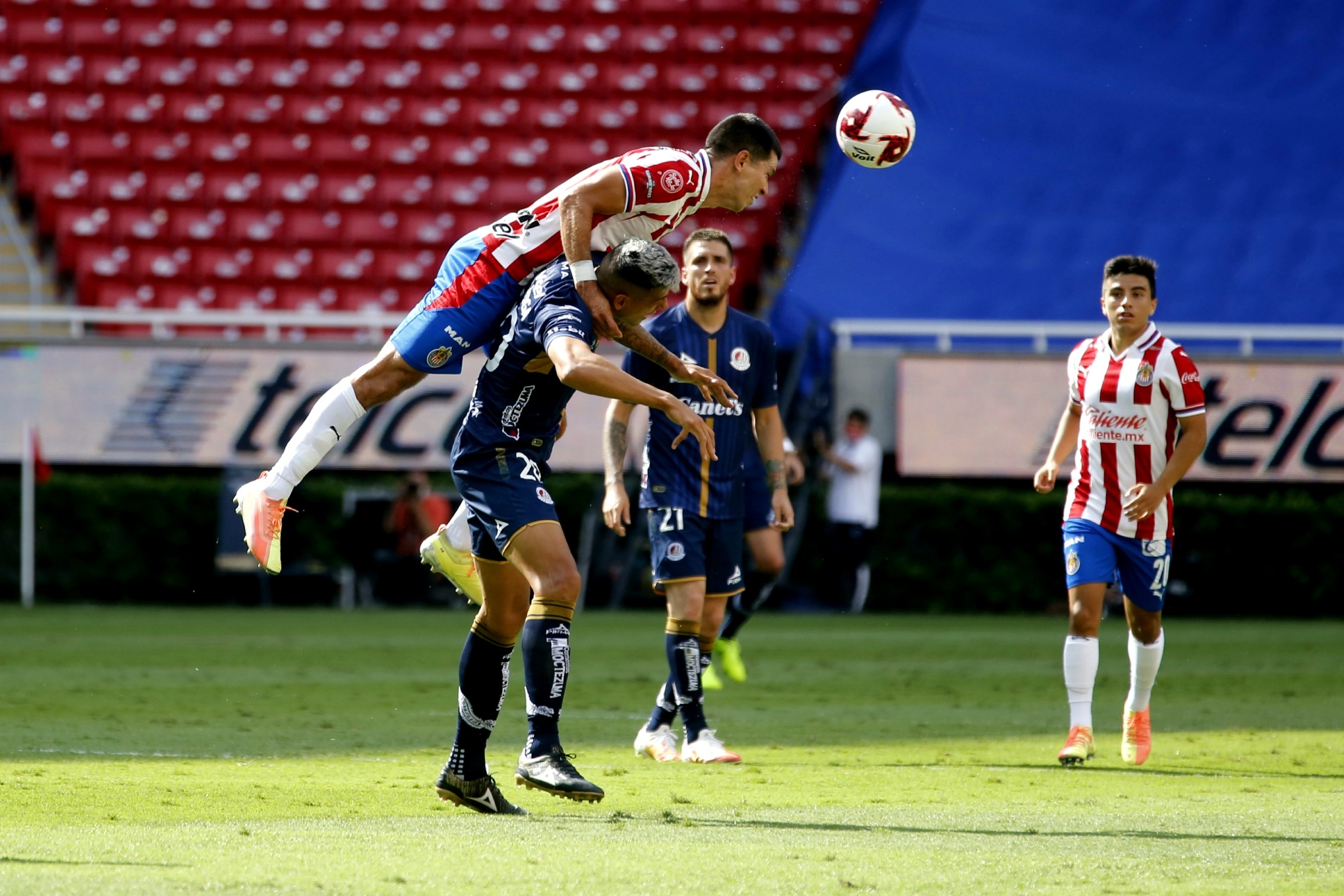 2 1 El Guadalajara Vence Al San Luis En El Debut Del Entrenador